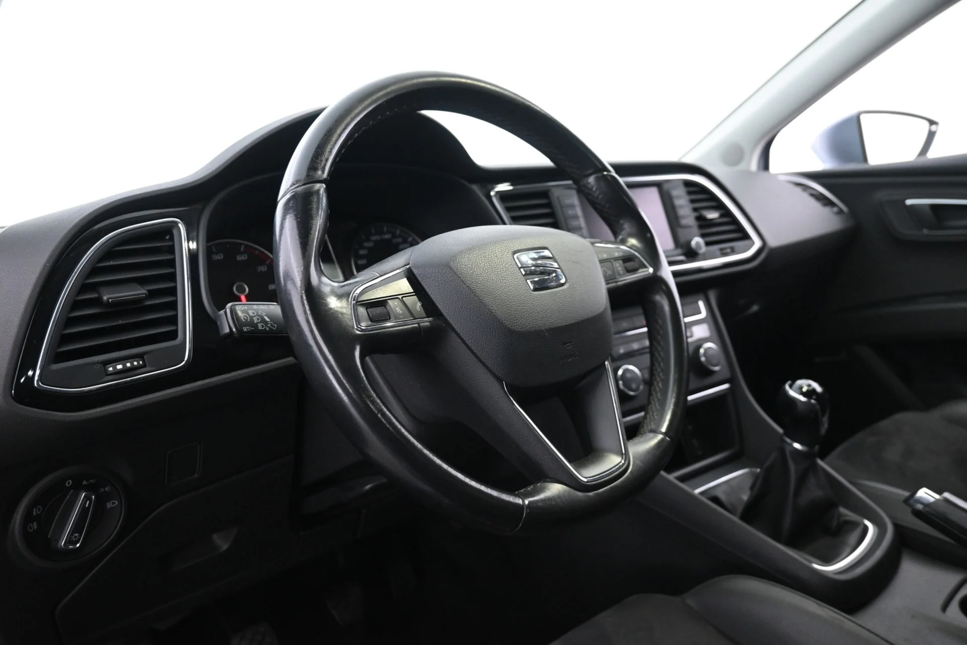 Car Image - 6jxEgd18J8xSDHsDkRssBr