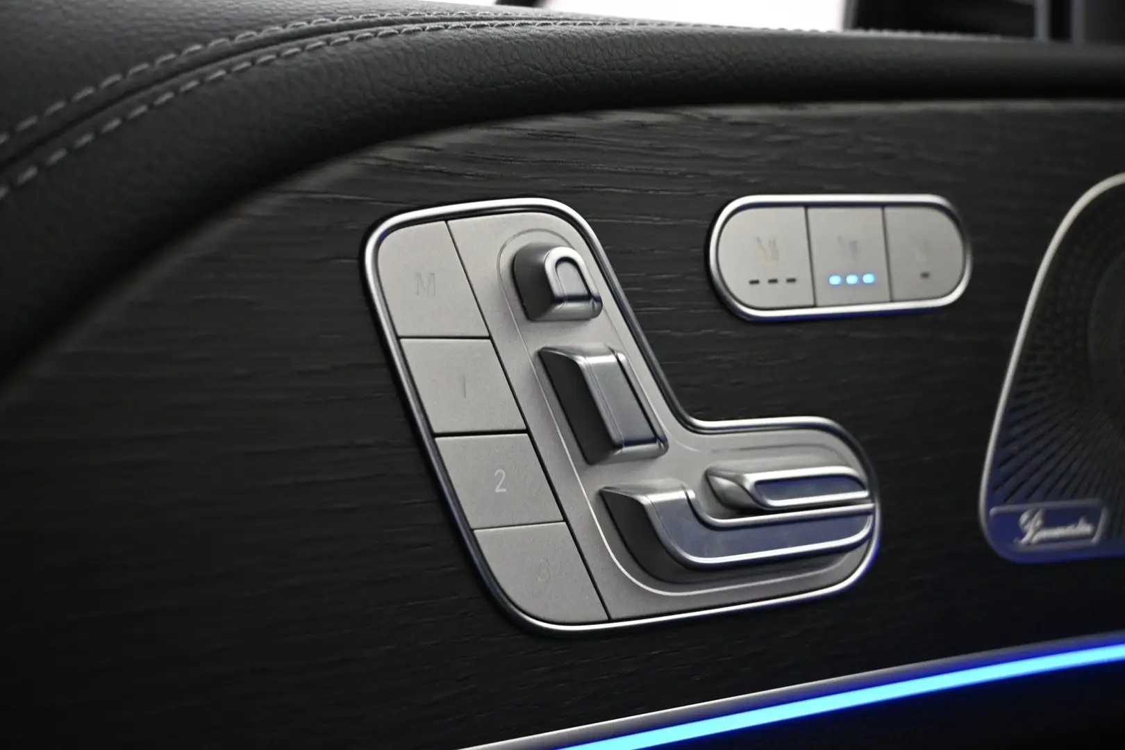 Car Image - 3FqkHhdu4wVBHV0i10a7ec