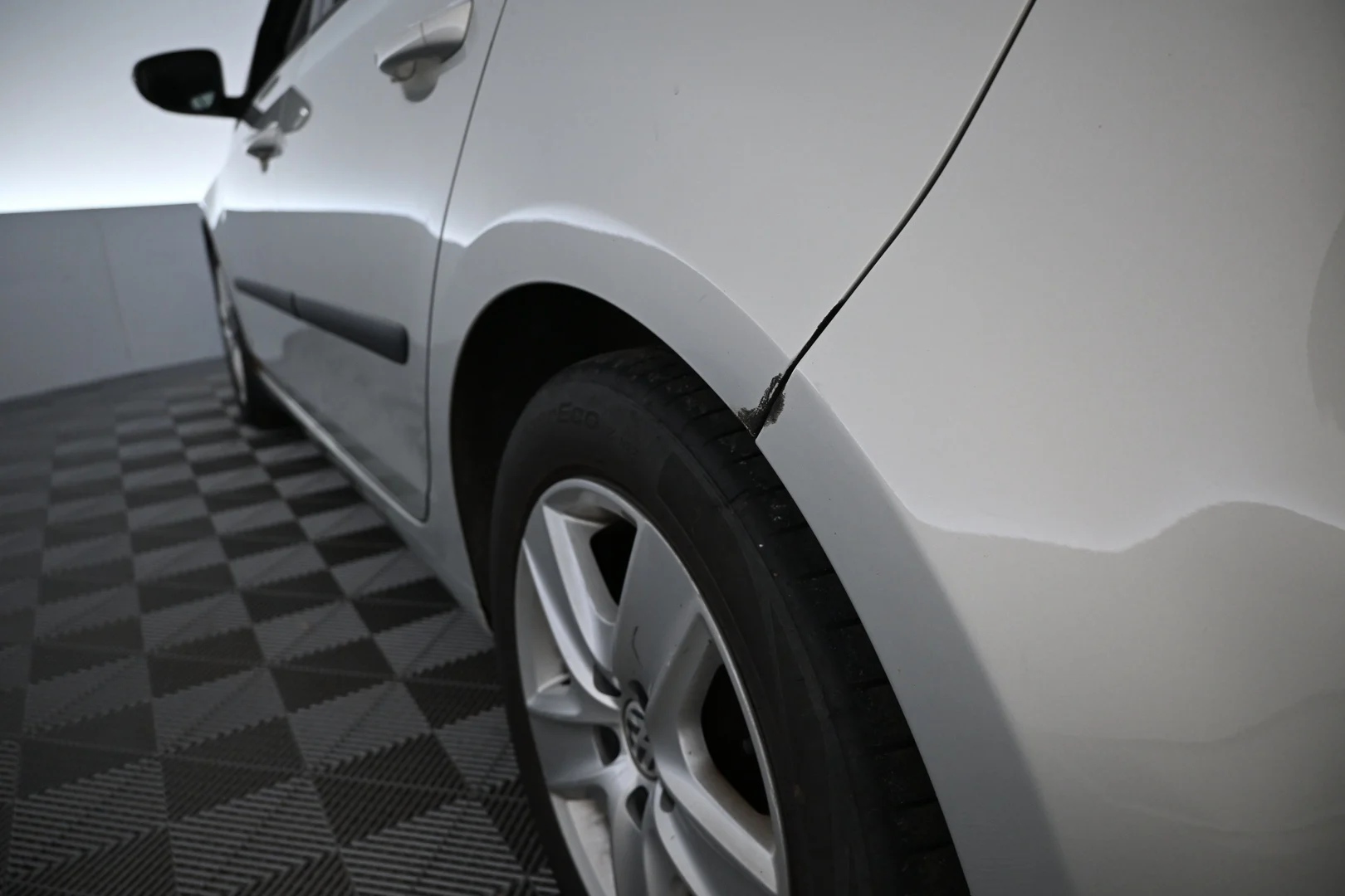 Car Image - 1QHjEPdYDaKORNDYpZjqGX