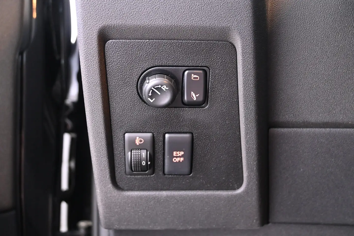 Car Image - 5Iq8XVcoJ3NDA5CDxuiECu