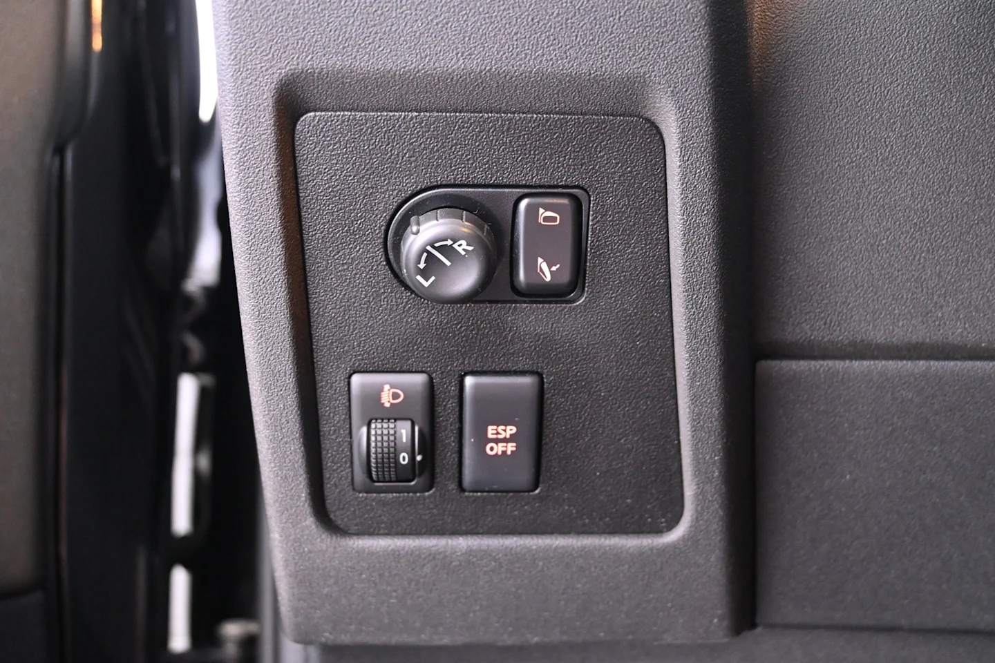 Car Image - 5Iq8XVcoJ3NDA5CDxuiECu