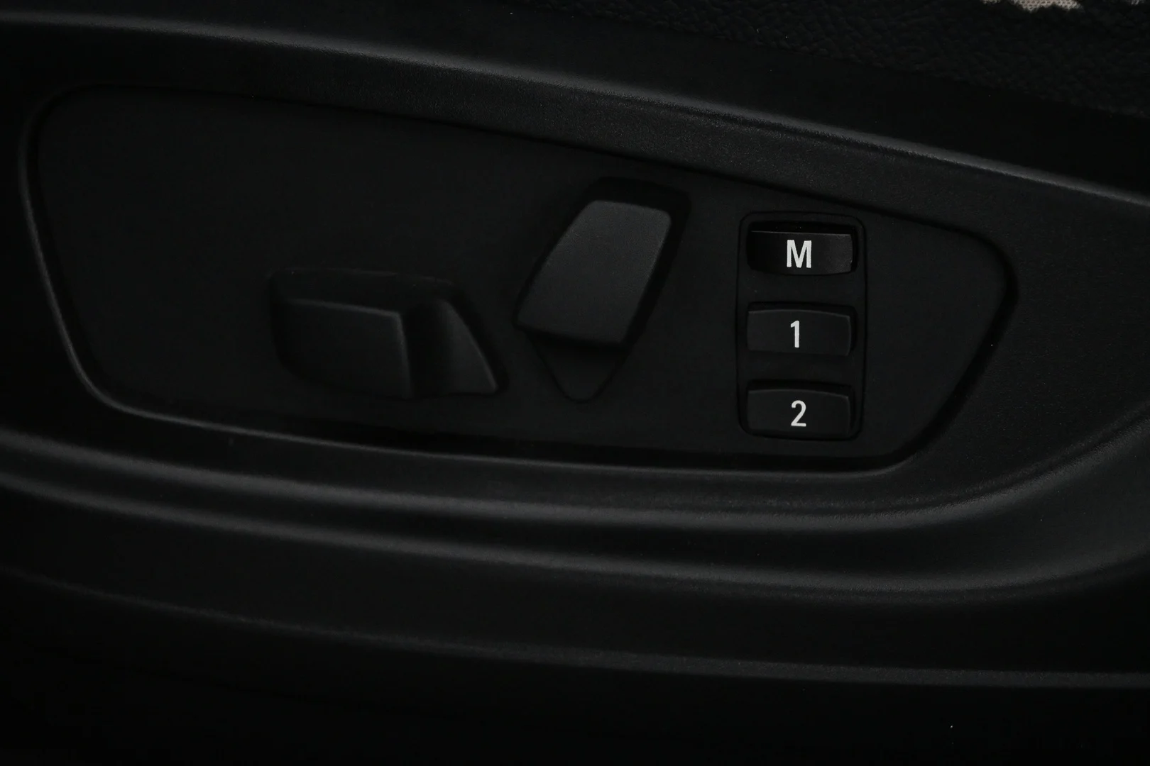 Car Image - 1QkDnnz74Qdf5hNjFreJS4