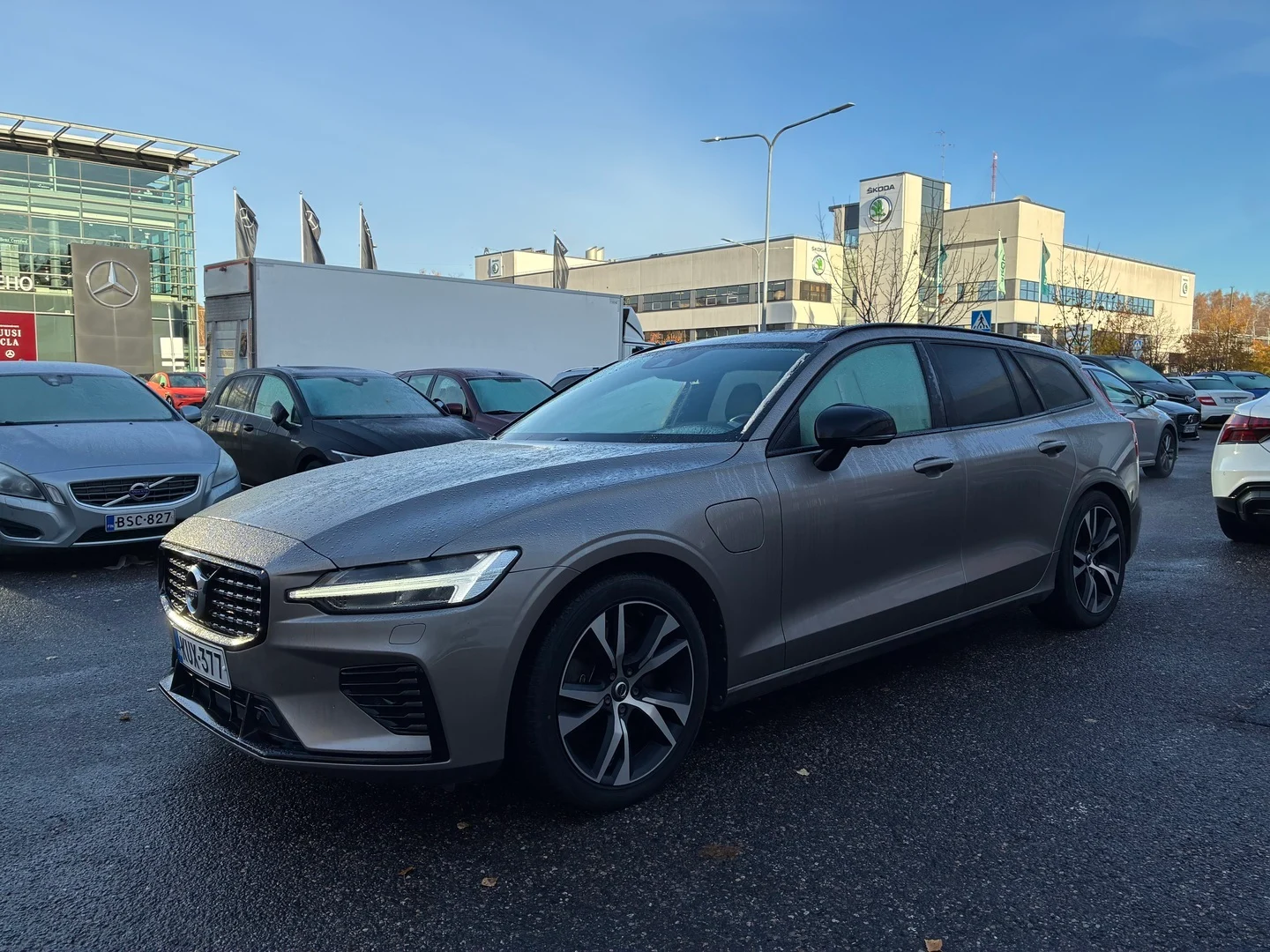 Car Image - 6G7ovd1XRn1UVjsziloAZE
