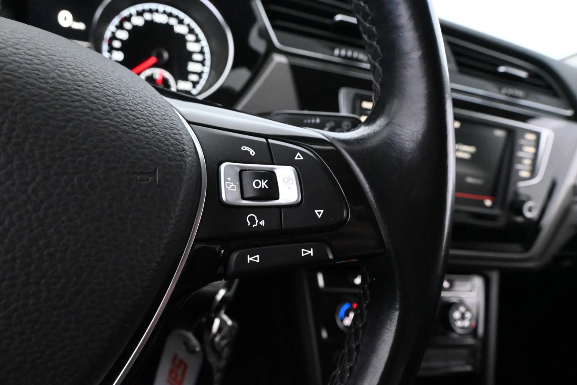 Car Image - 3S74EZqrVX2PuirwHZ92N5