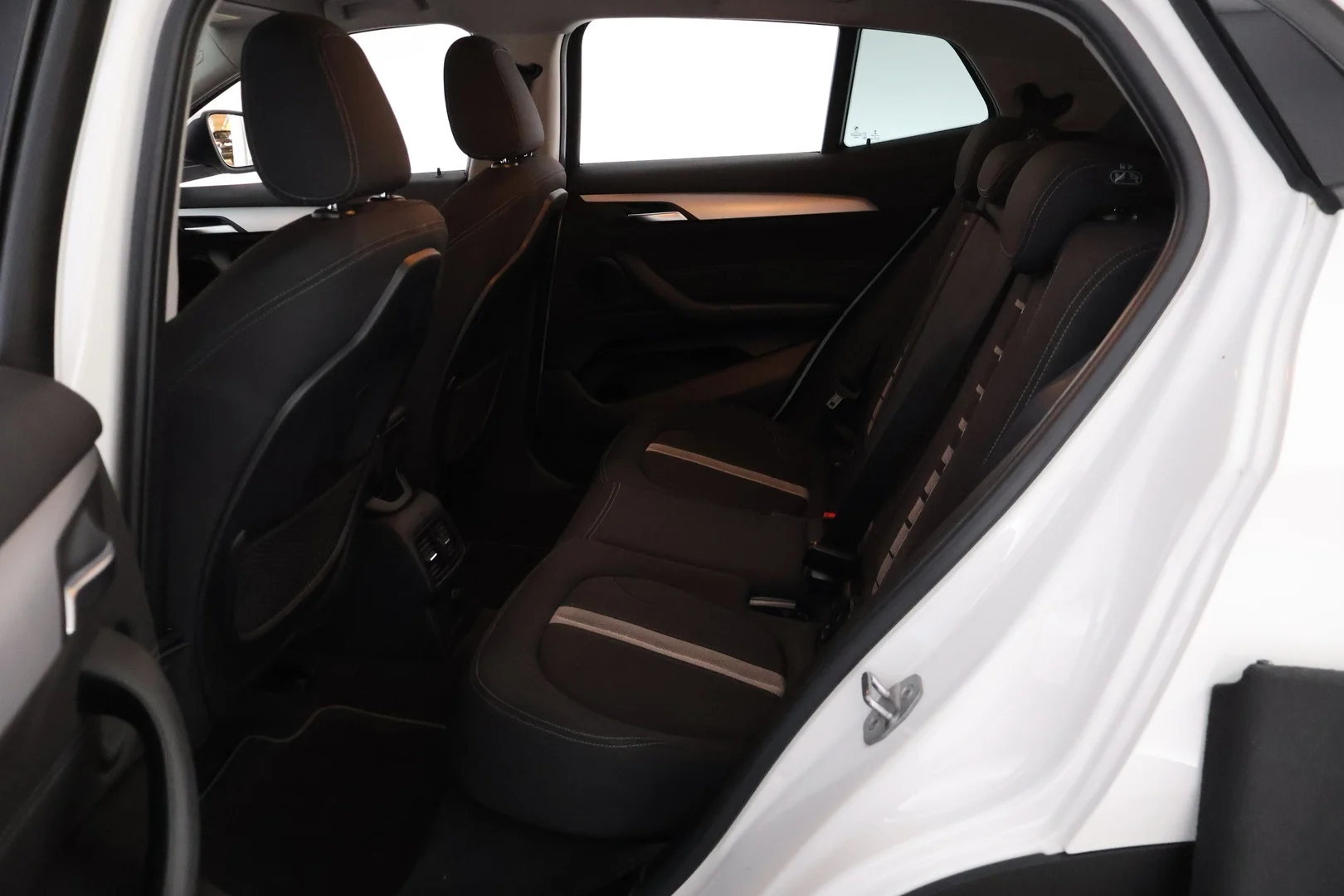 Car Image - 11MafAoyjWSspFag8aa7k5