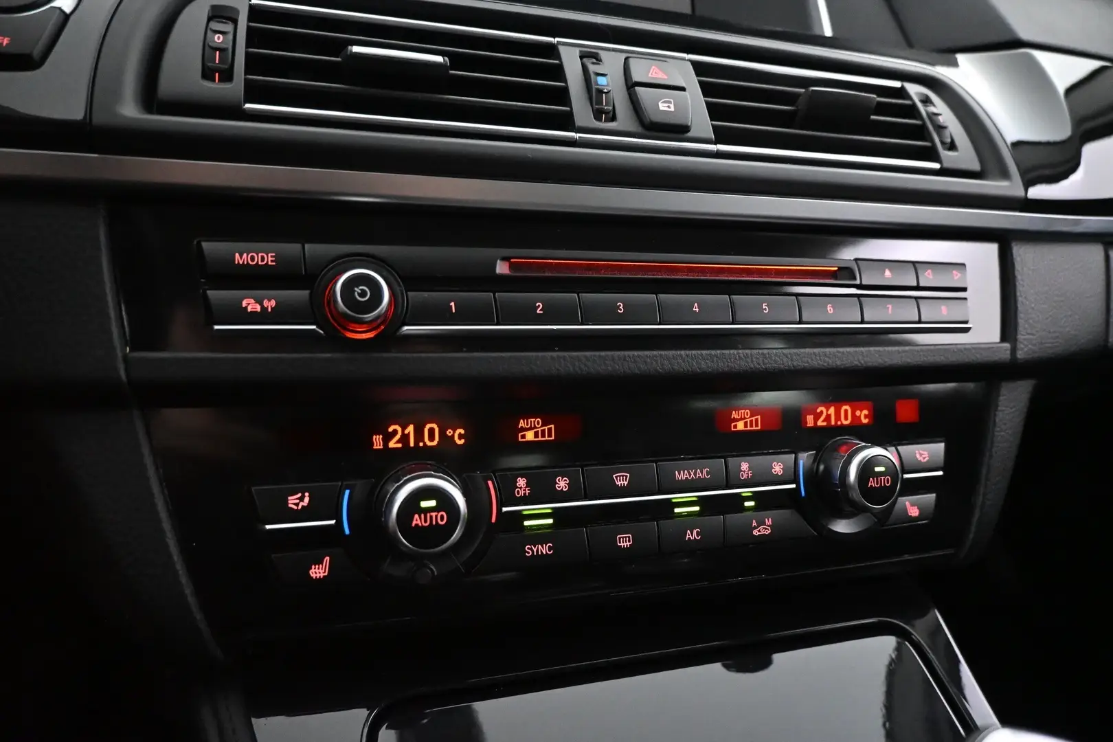 Car Image - ylDi04j1MnHKybXRwRsz1