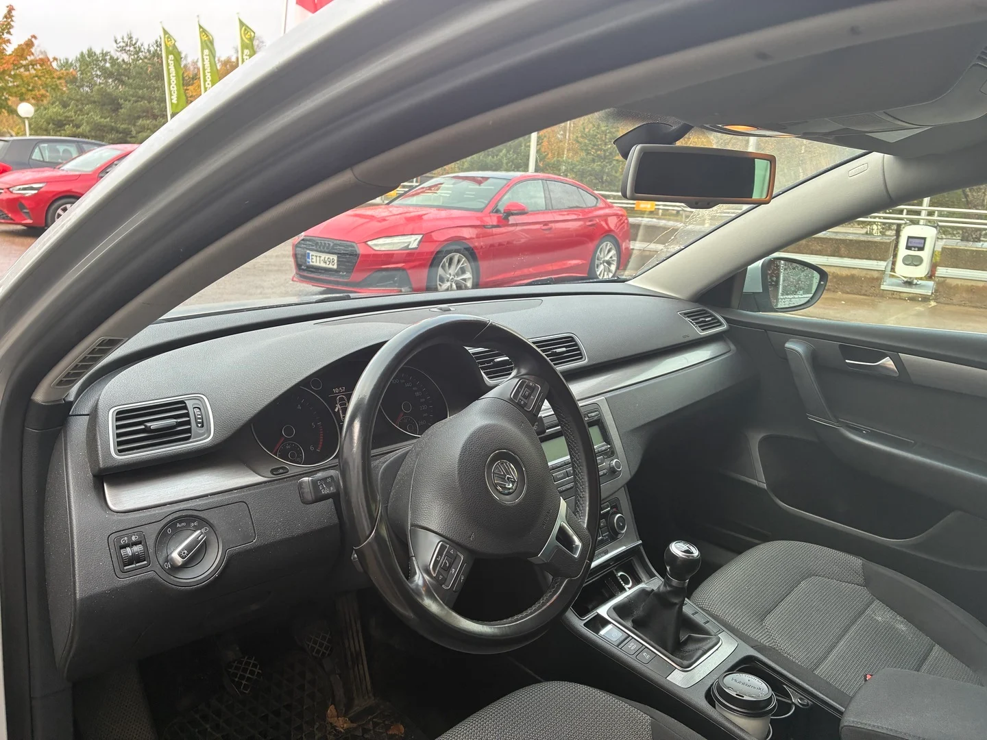 Car Image - 44xtLVpbYi4z3Vd8mR8EEs