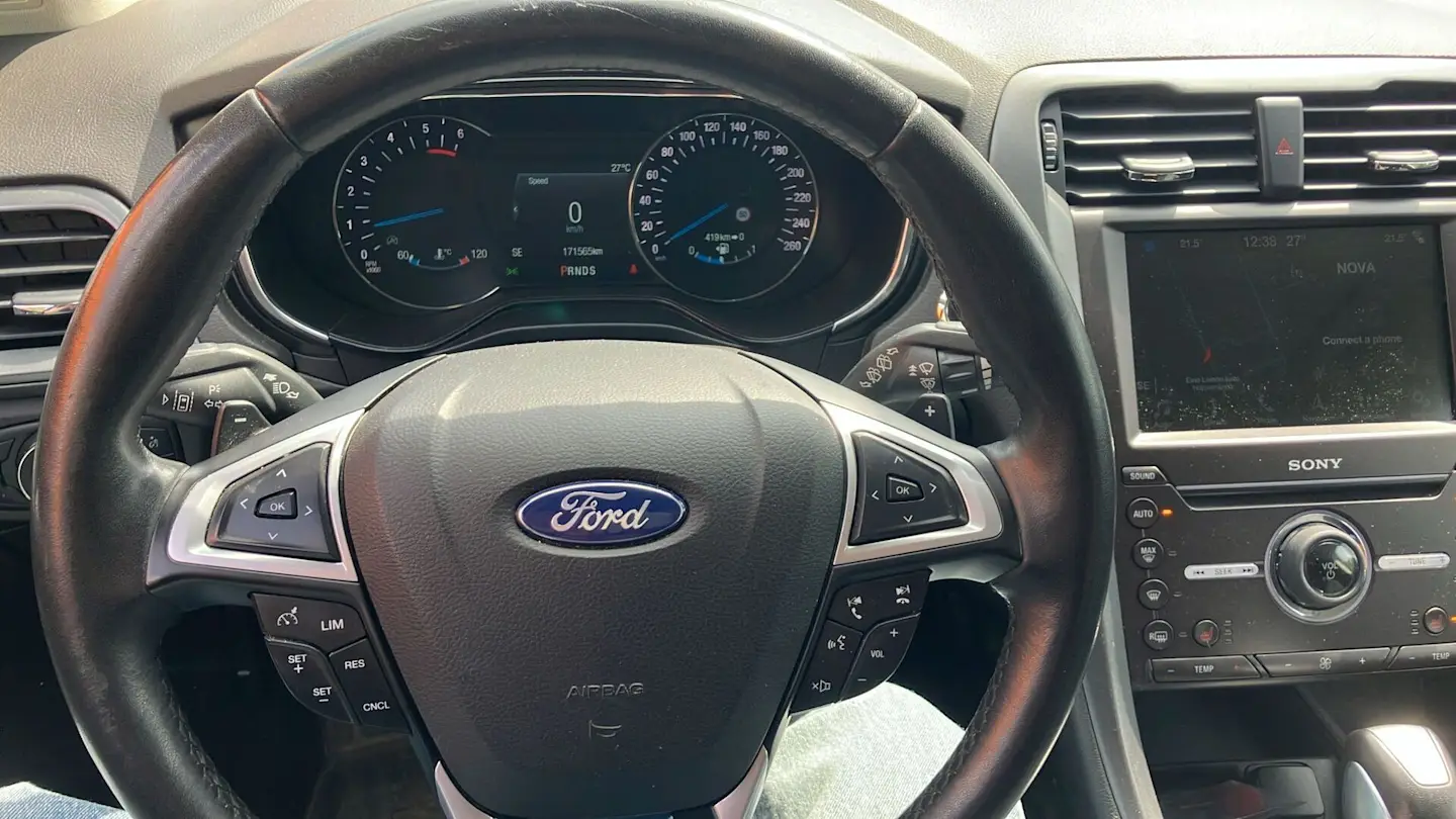 Car Image - 2PwAuaK21CVHy1iVv1g3ab