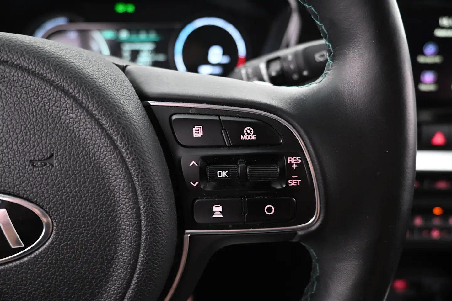 Car Image - 3EVwIK9XRqjoLwlmqSEWQ4