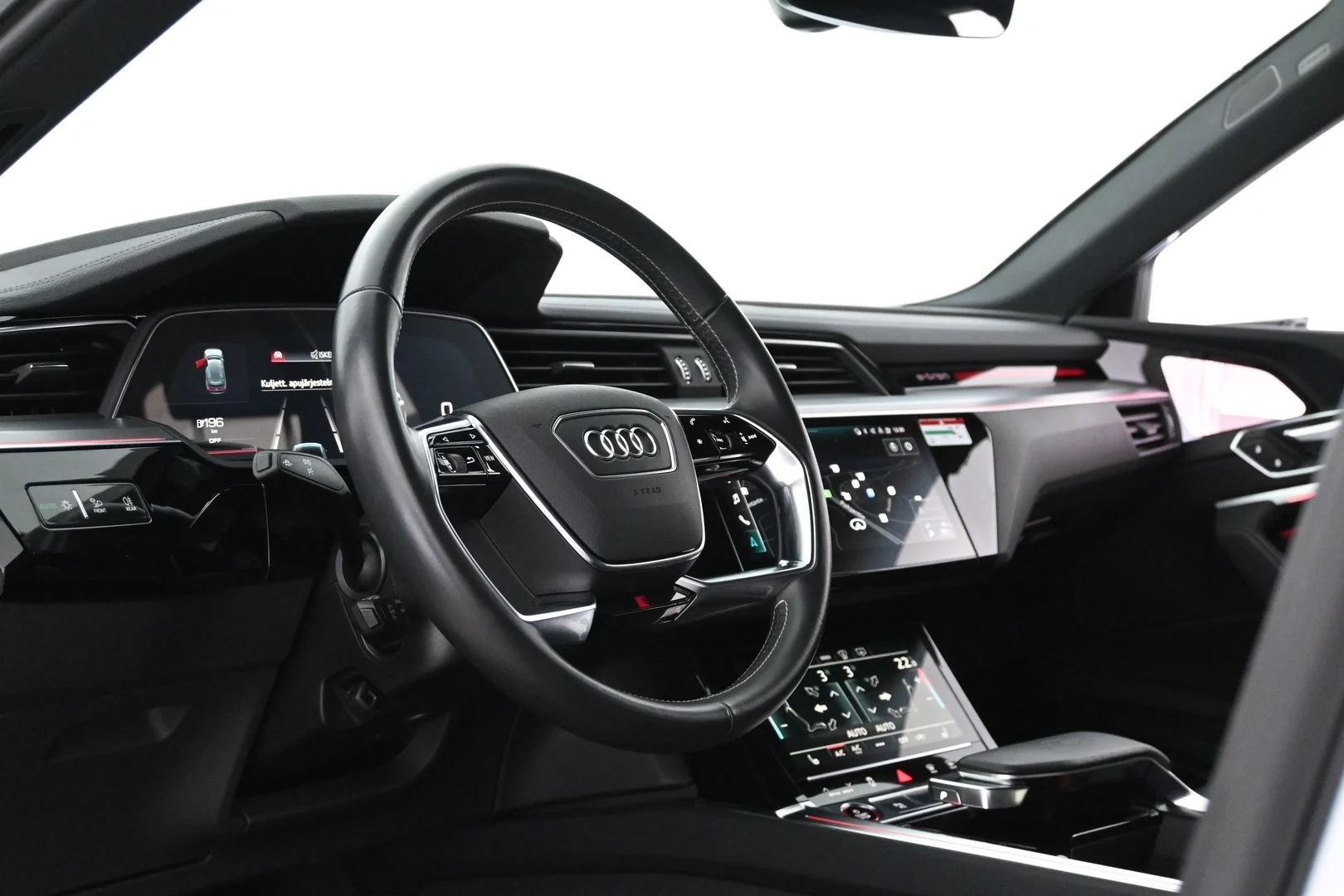 Car Image - 6E8VGmBzF9pgoyVEpYvRcu