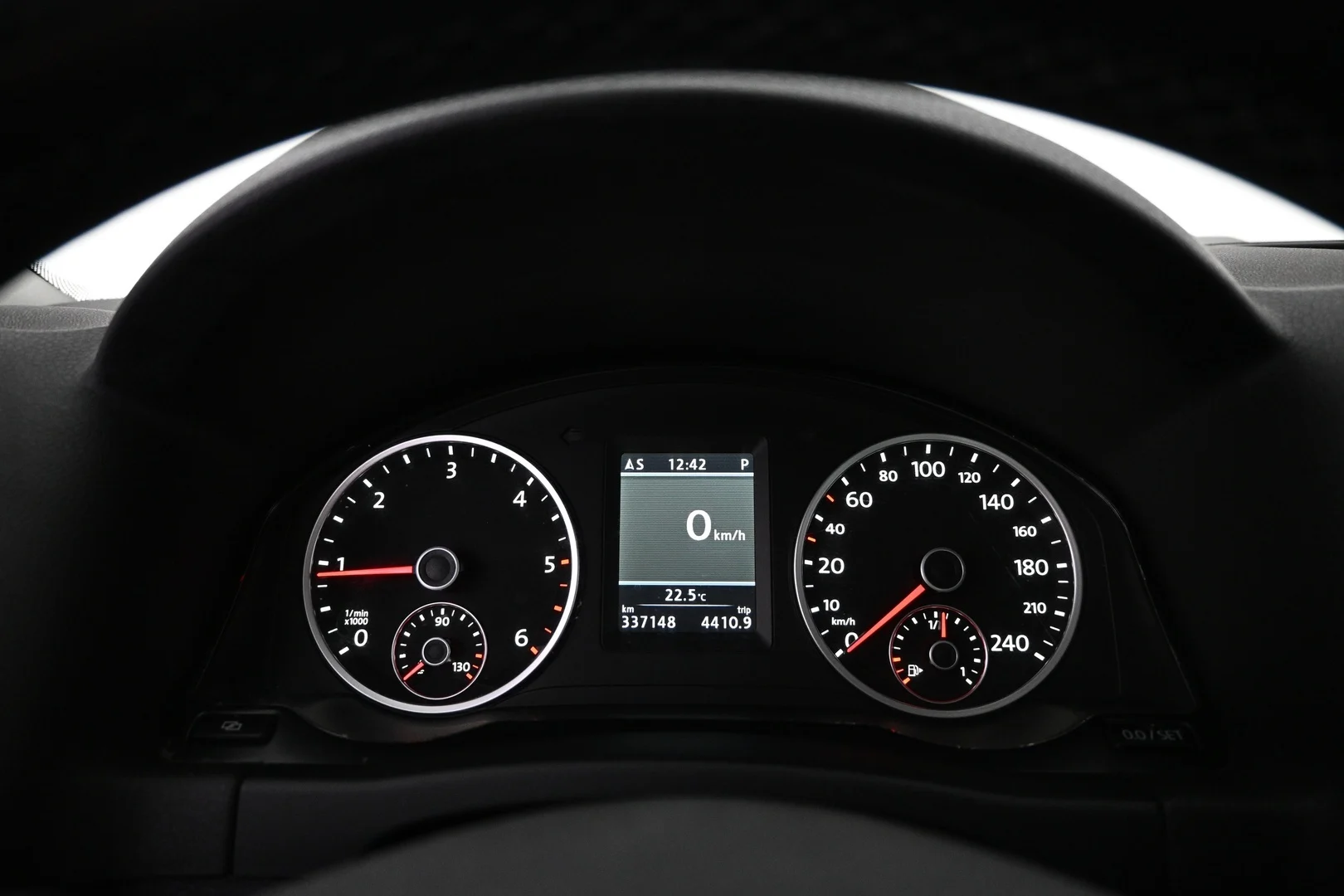 Car Image - 6VmXi0Xvgg7ssH6tTFyXwO