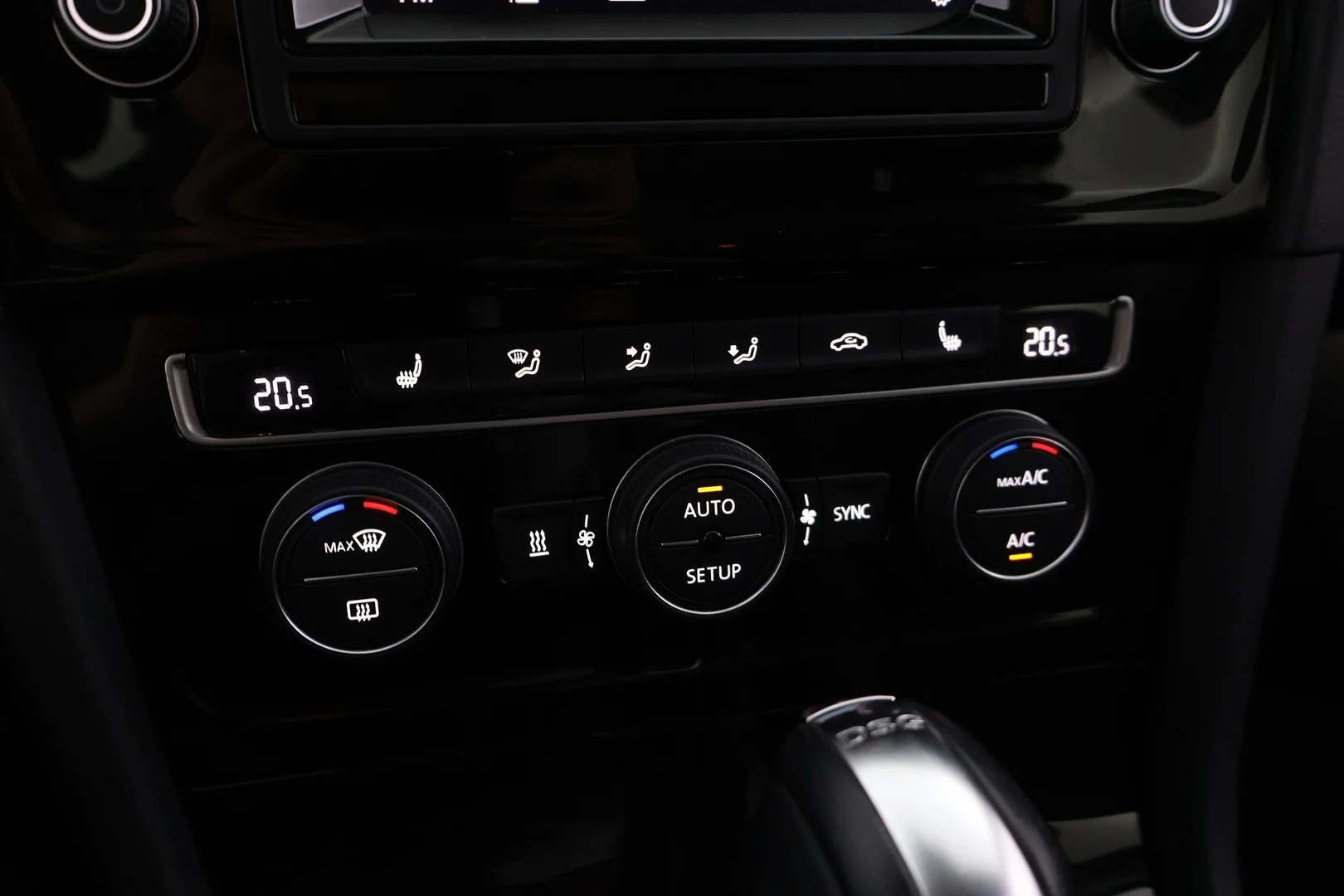 Car Image - 7w21B26TkGX45J5el6KNas