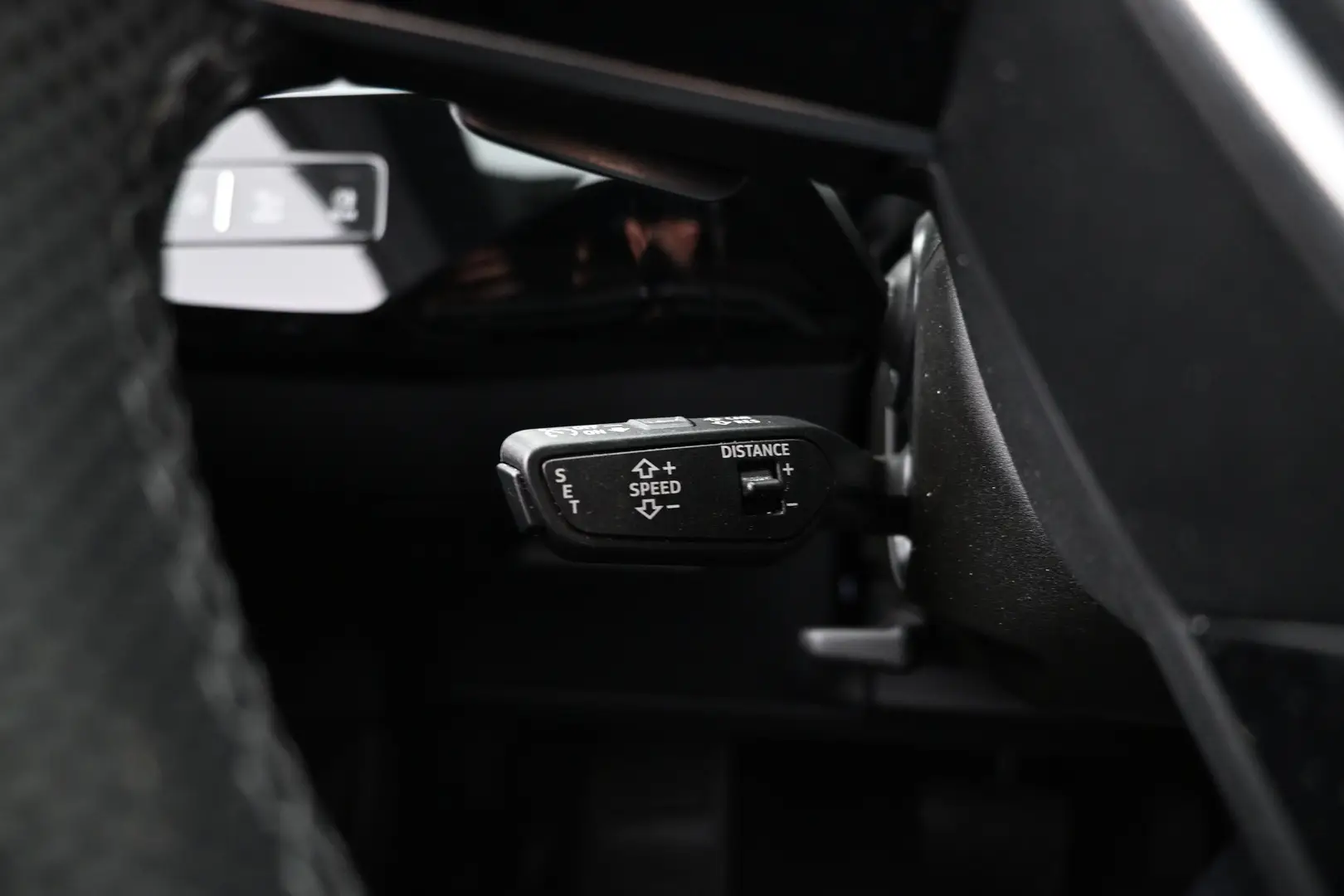 Car Image - G7NRYgIgJqqBdutQO3psc