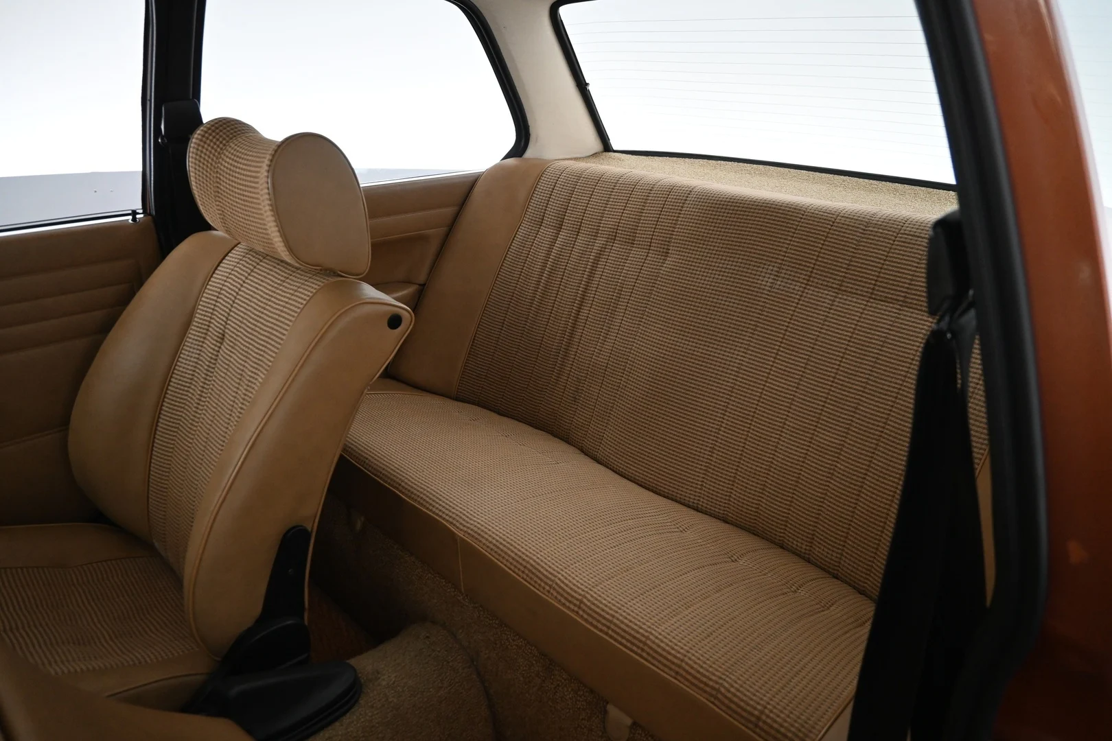 Car Image - AFJxym6NHzRxg67S3mtu0
