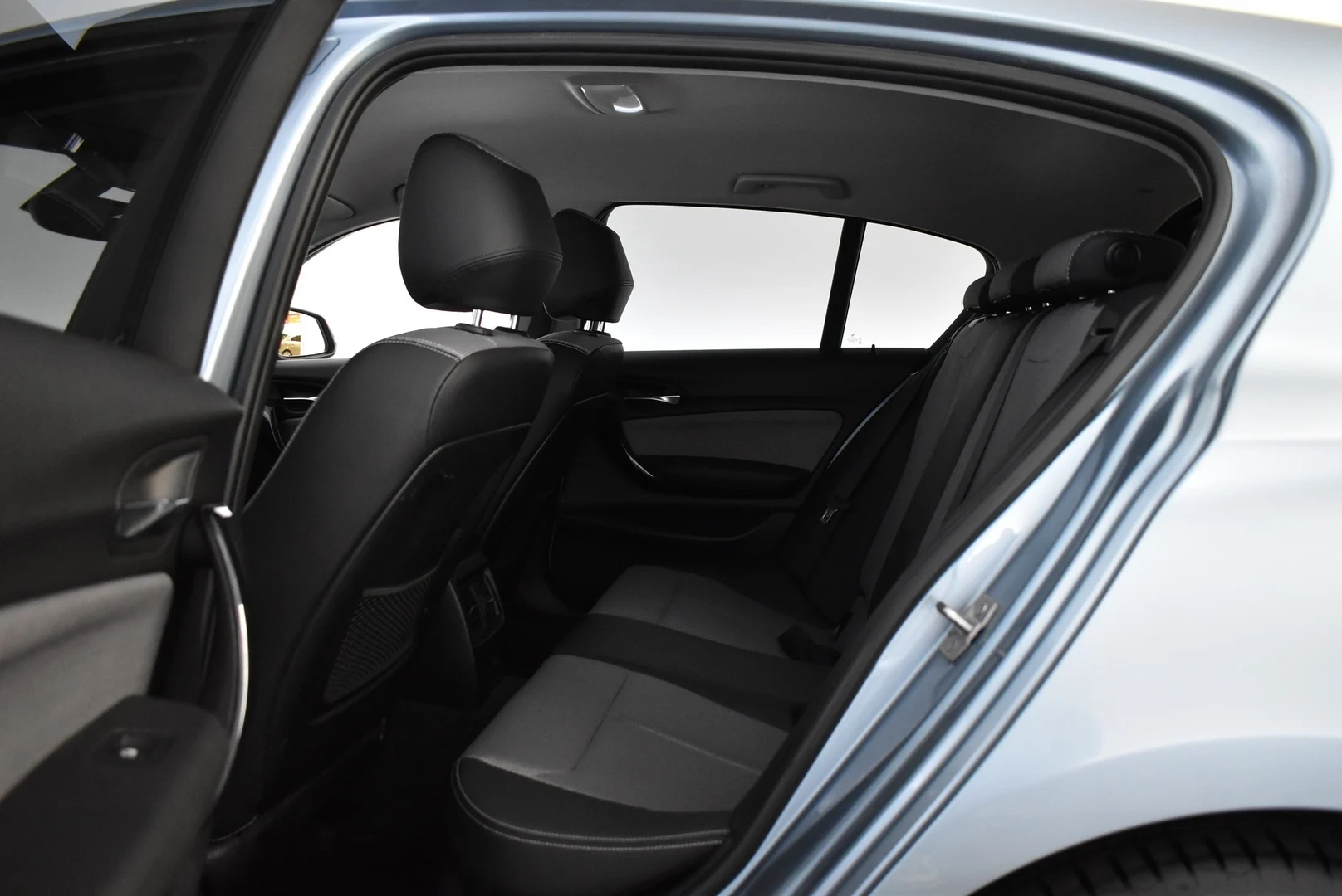 Car Image - HMne8jxmVP77YF3Ns0VhR