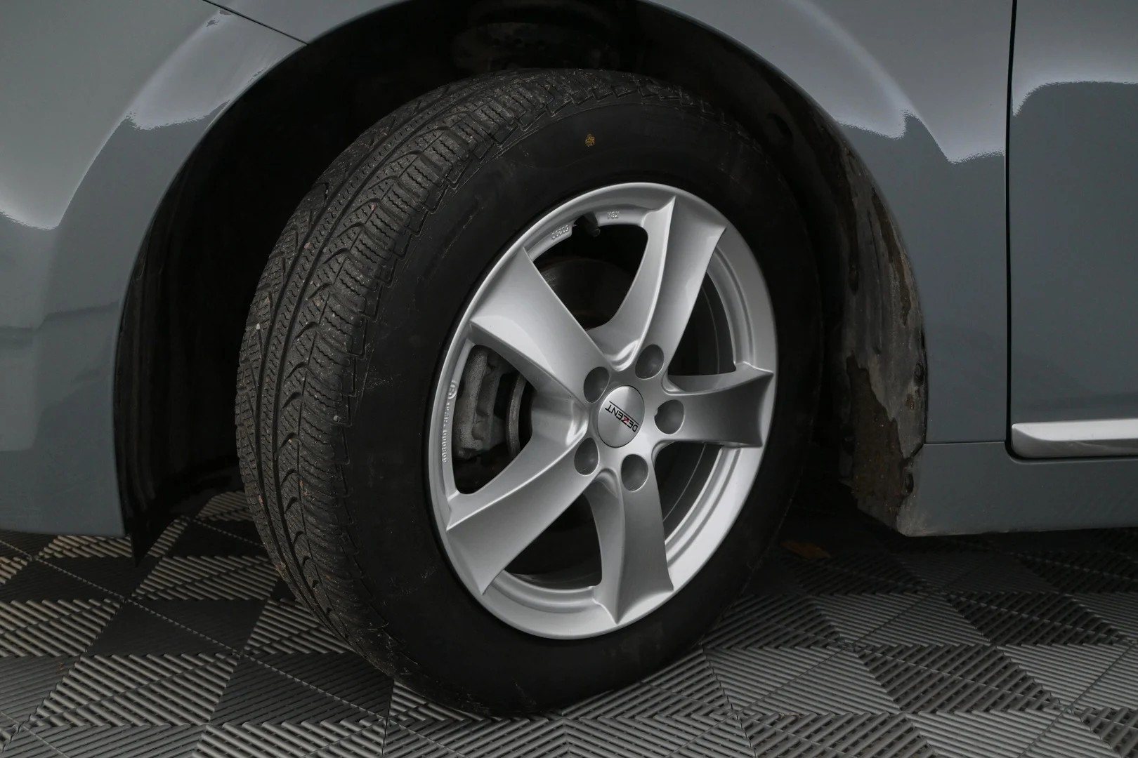 Car Image - 5rVG5nFMImOVRPPoKB9Te1