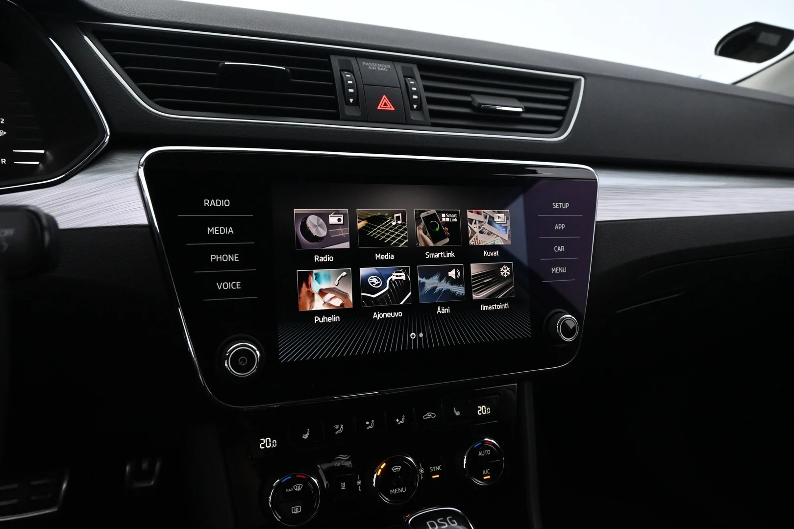 Car Image - 2VzIchBR27NQWeJhqWg7Pa
