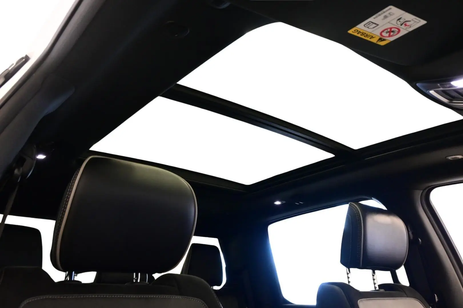 Car Image - 2oEDmYI3U4z6N8g3znNxXC