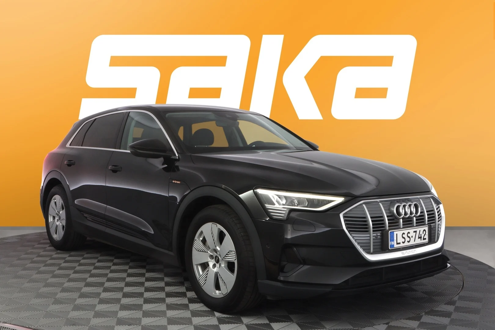 Car Image - 2iGQGq4I2uFdeTAfPJseSB