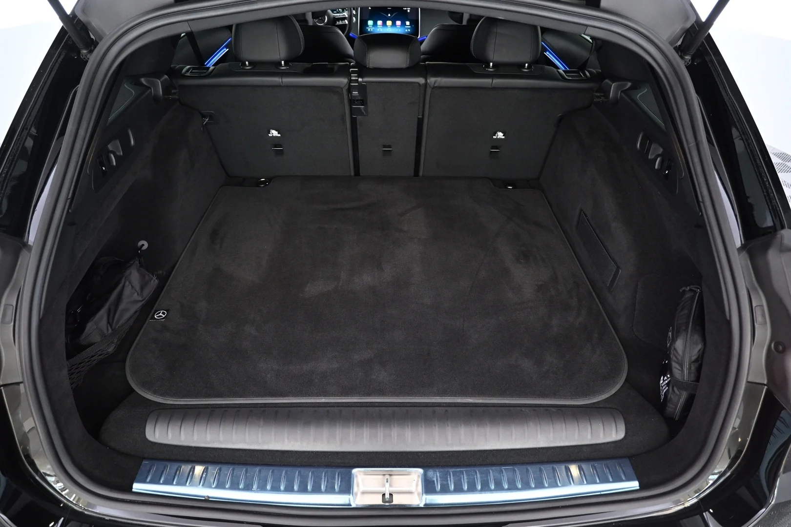 Car Image - 49N08pO6l9LmBIrjrSv1qt