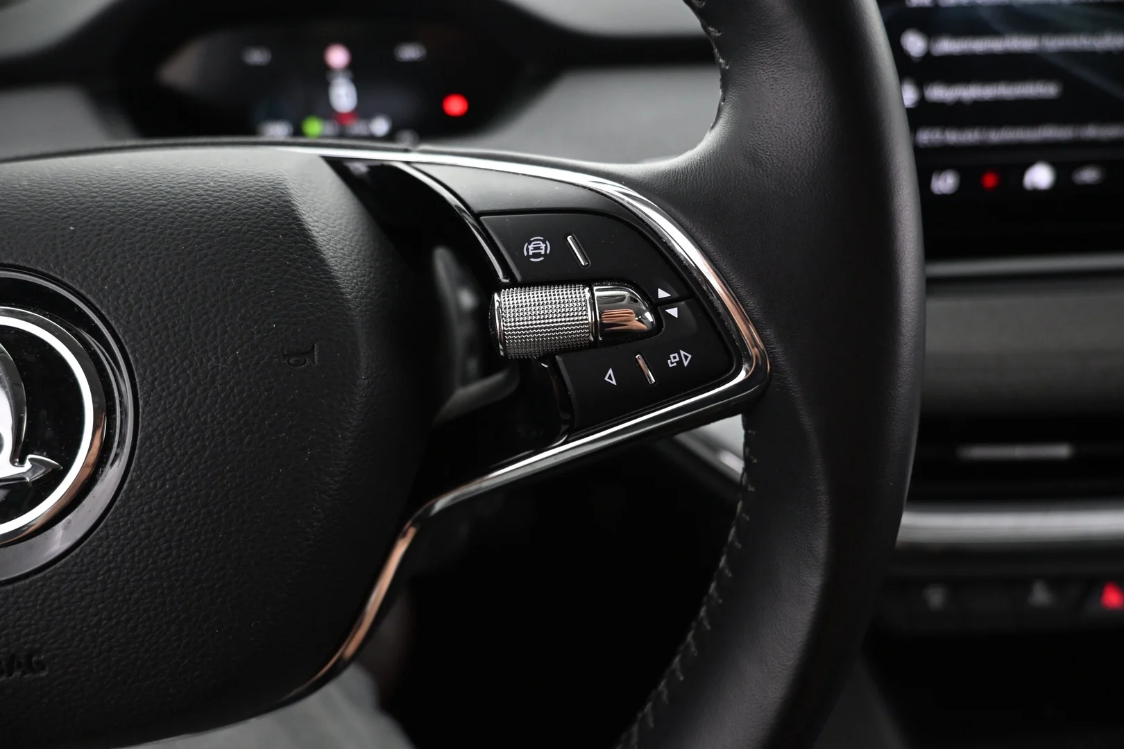 Car Image - 7LaaN7DULP6uxBNHshgSAl