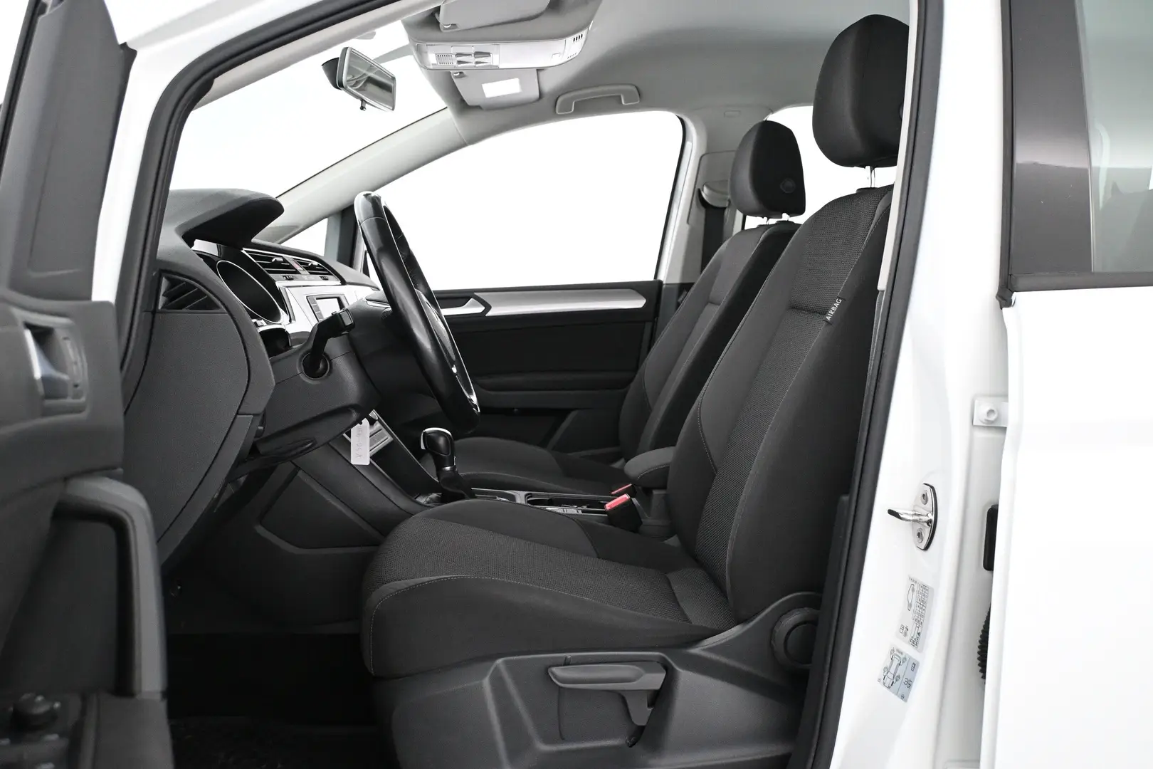 Car Image - 2zvWXzn12qgvCCo8xdNVU8