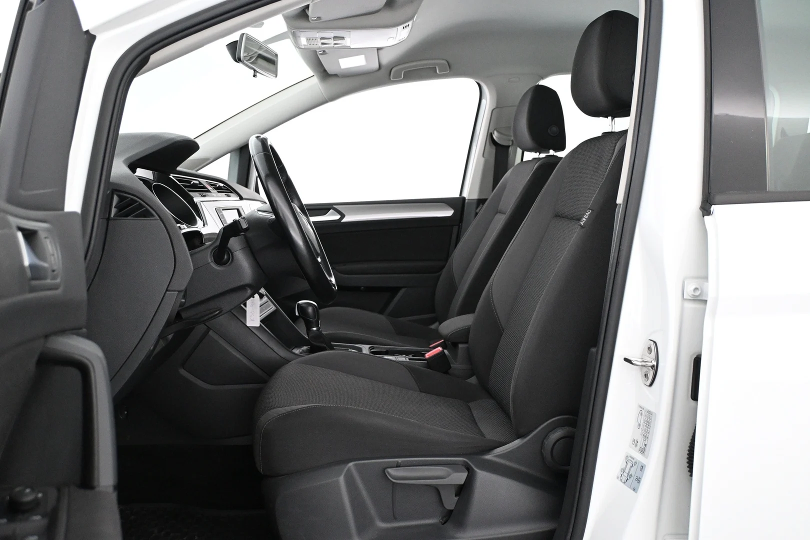 Car Image - 2zvWXzn12qgvCCo8xdNVU8