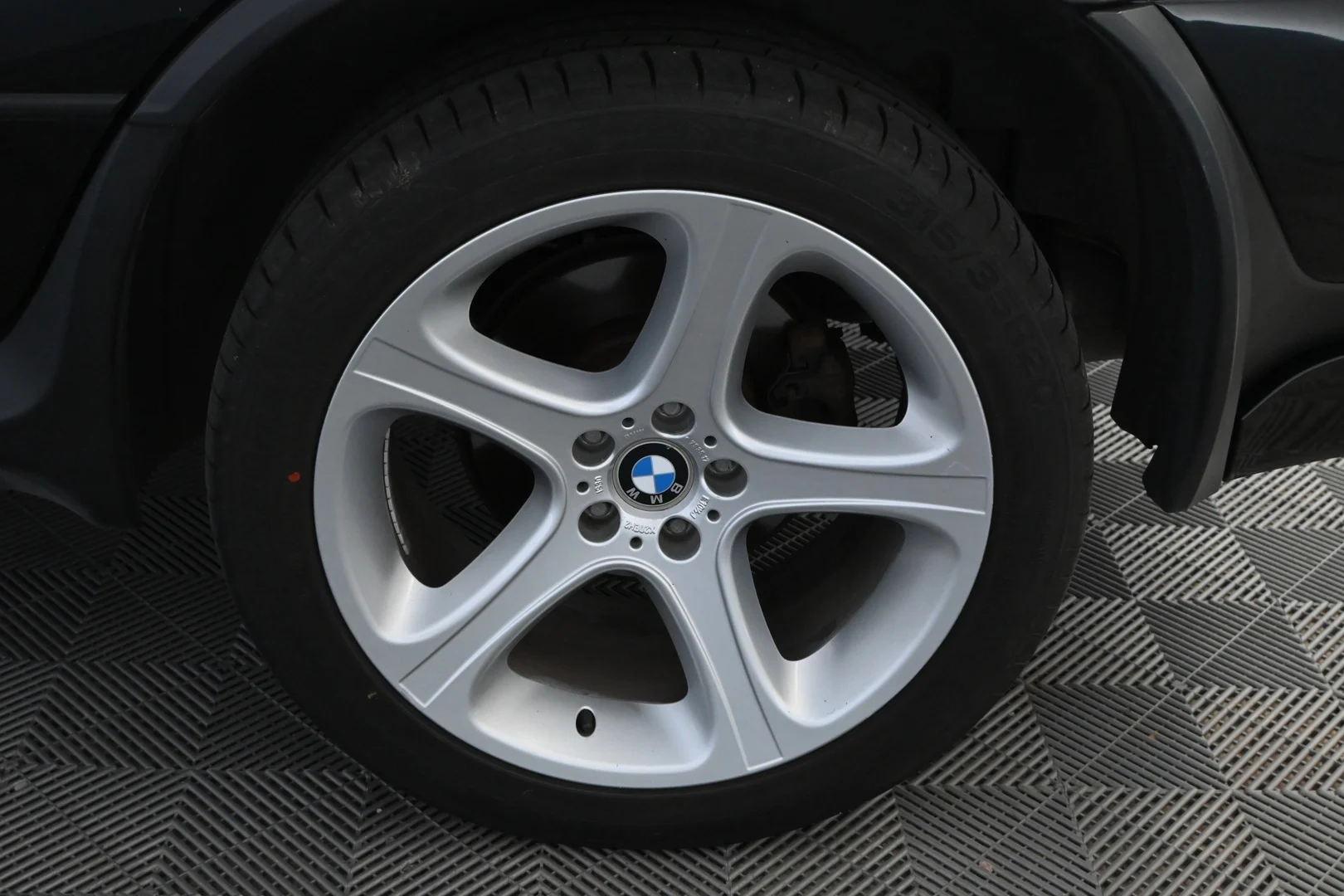Car Image - 7b5Qqb0CEqB88DmjdUu5iu