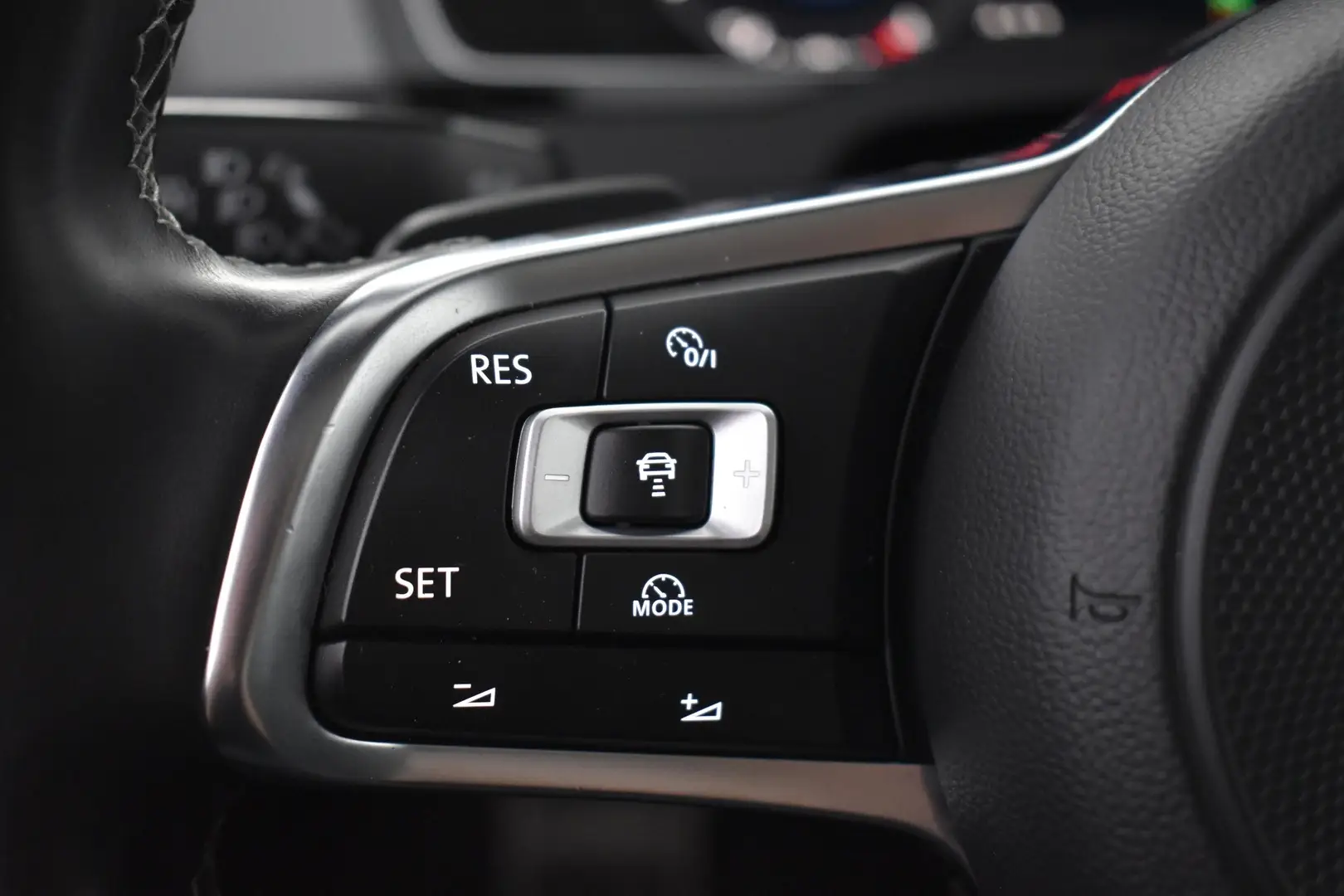 Car Image - 2pai29HWUP5X9I6TNGUslb