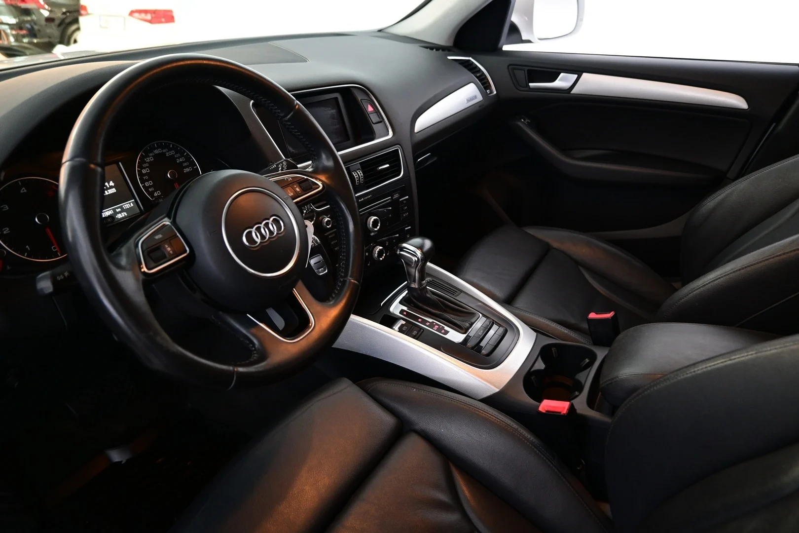 Car Image - 5NrORp6YWYcM9XcliTWKUP
