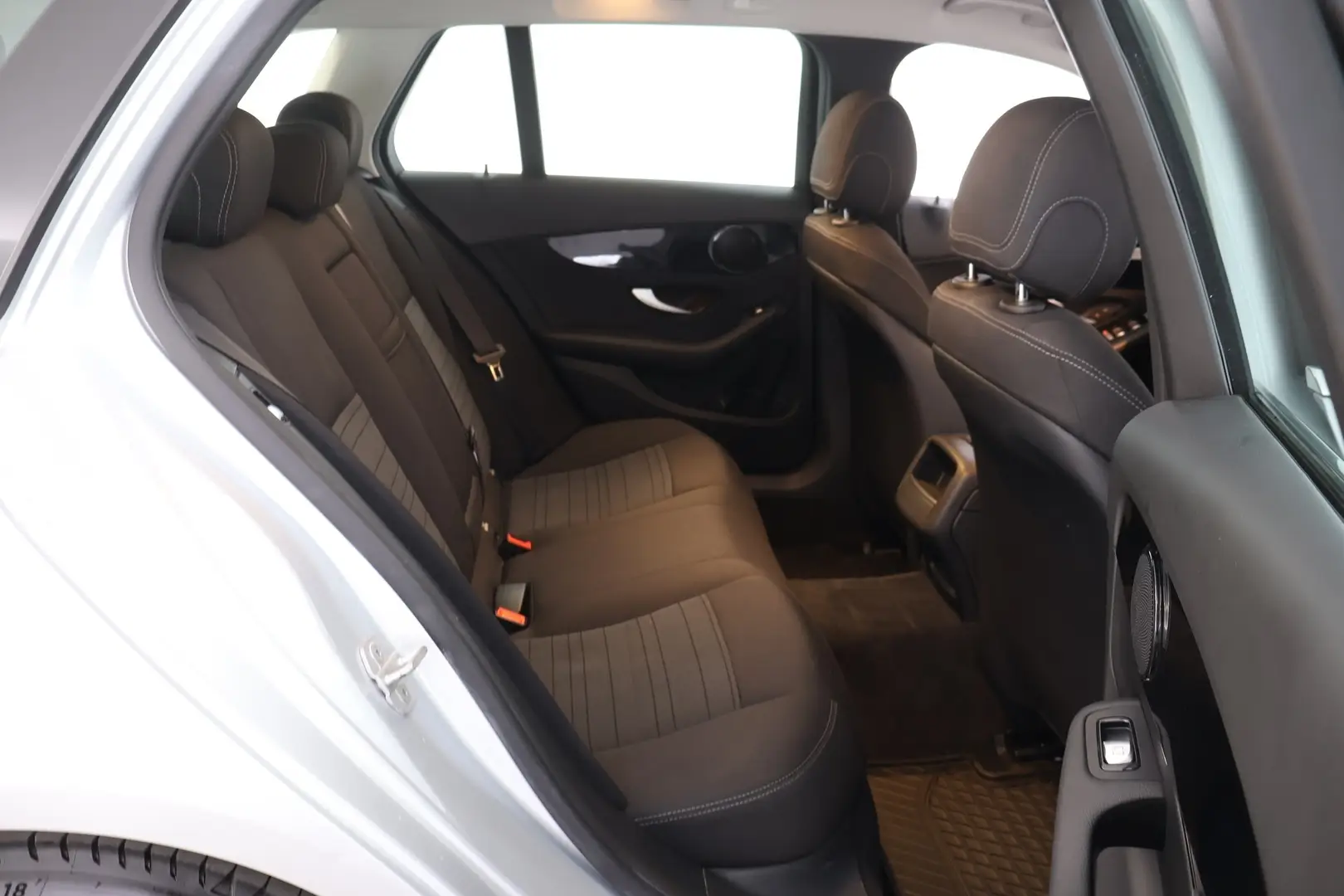 Car Image - 57j0qQdKJO06lWsoNWaxpM