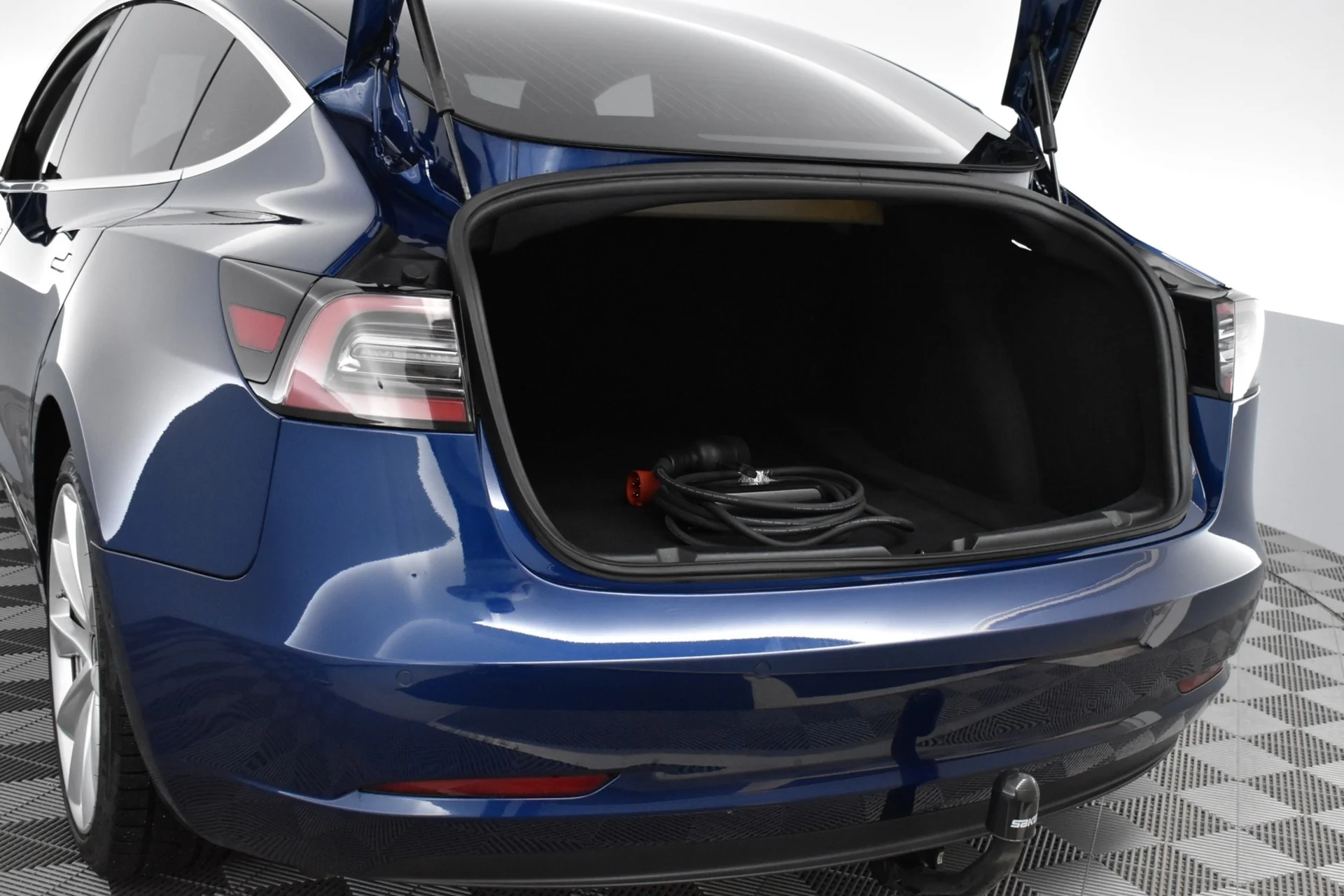 Car Image - 3WHcC3bUKjarAtOpcViFYp