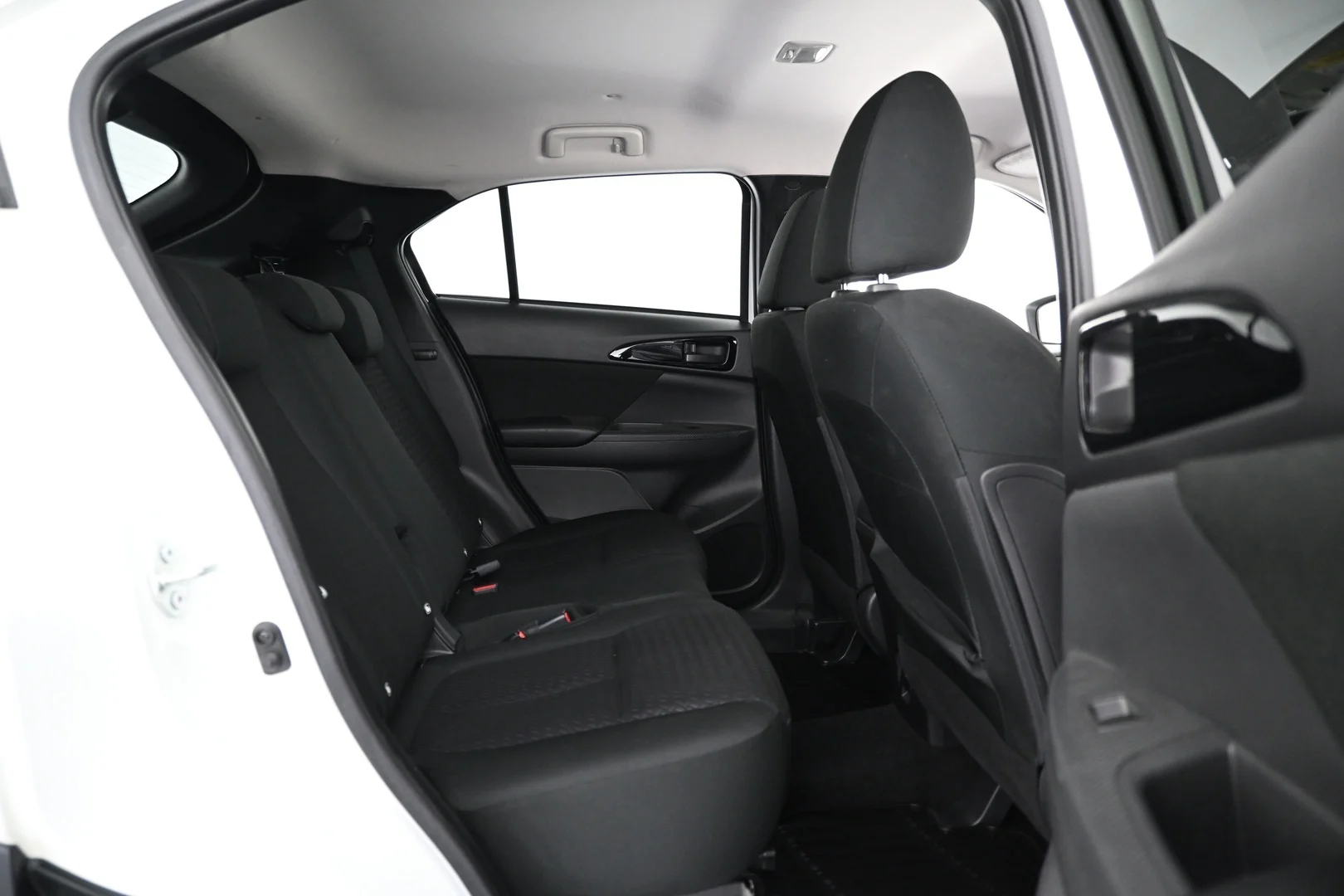 Car Image - 1lb63mQQJ1PE7aNSRajxcO