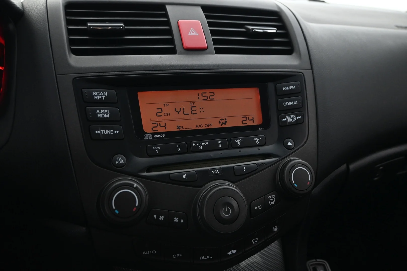 Car Image - 24c8sv75zJDgrGR82ZxrRT