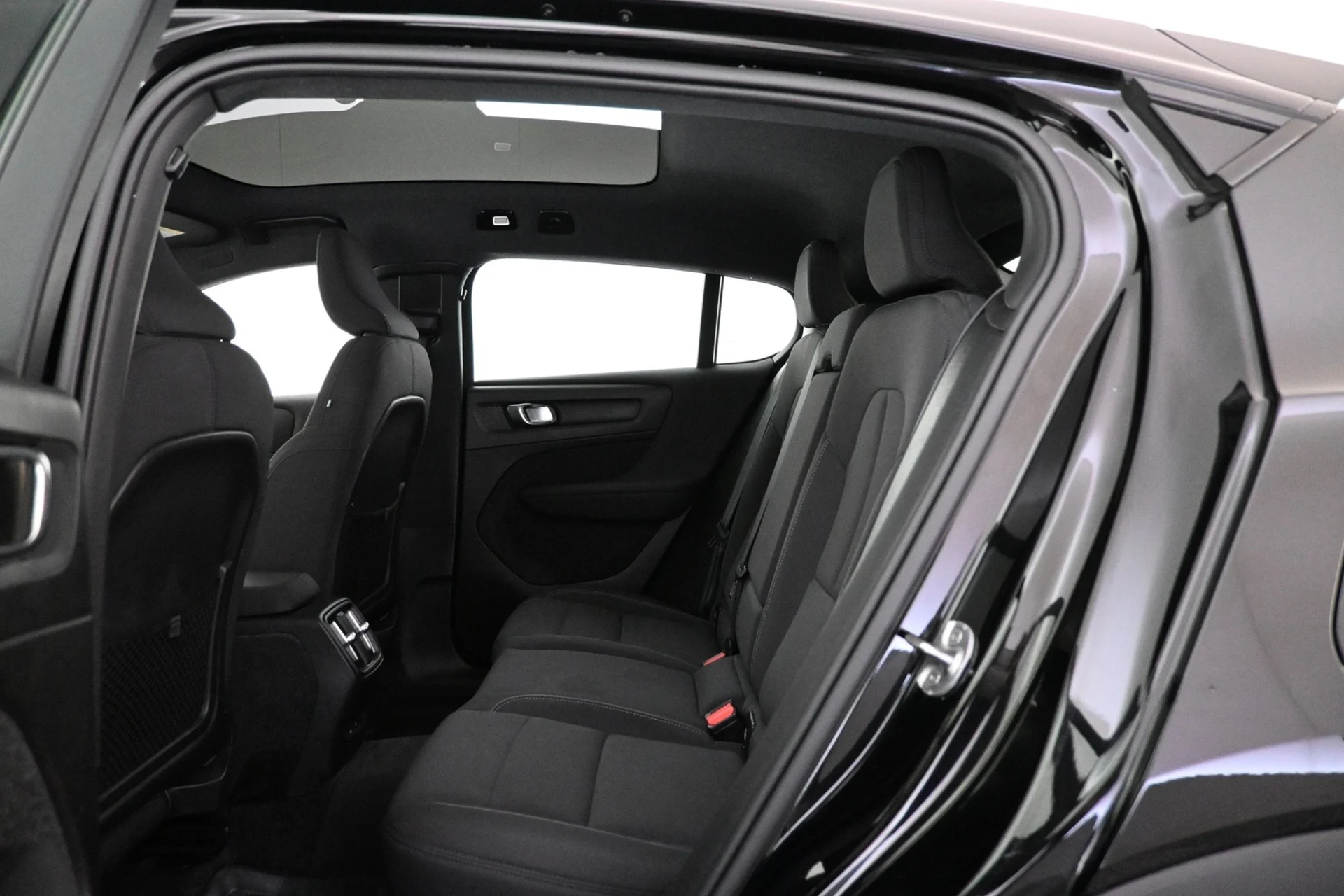 Car Image - 5ahwXkM3wurUkDDDPxl7w0