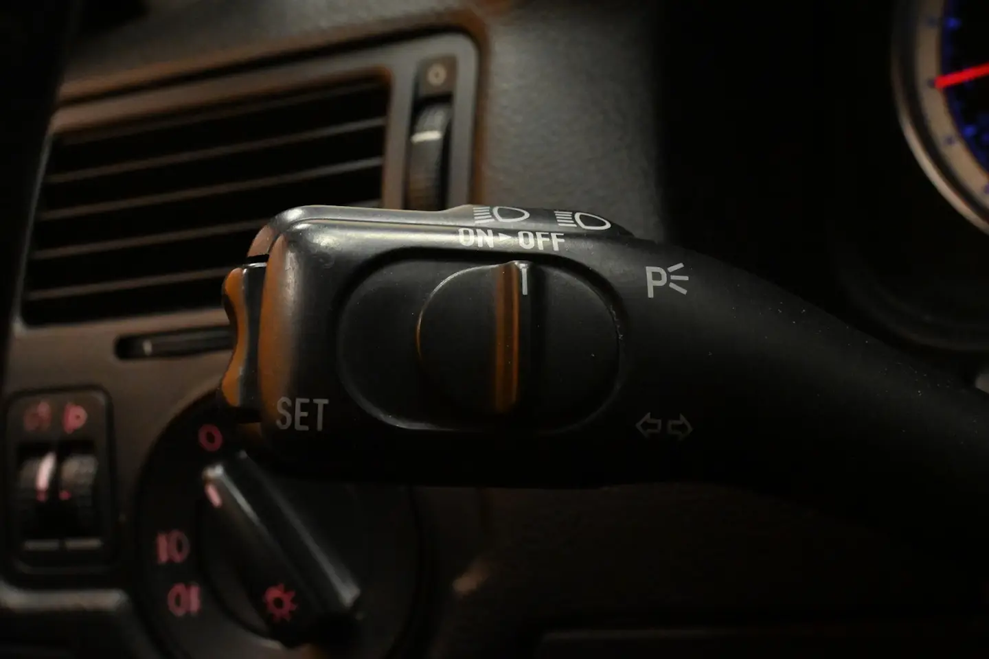 Car Image - nknZXcuqDu3u2kQLBkiny