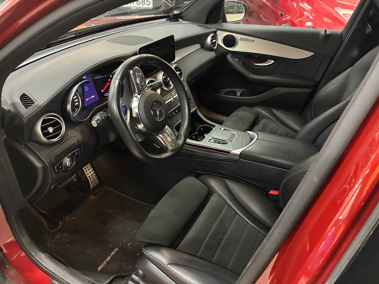 Car Image - 7rFEK9vikjW2GrqC8EaVQC