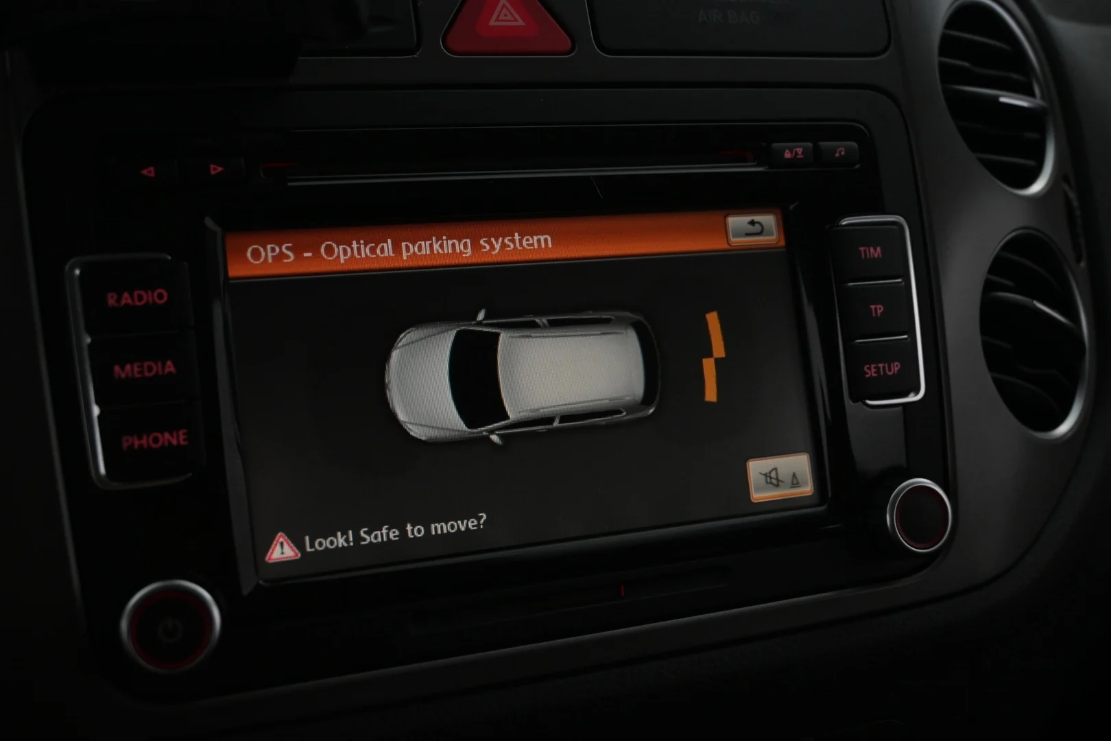 Car Image - 01xw4d9jBaH5HpeH8rQW8z