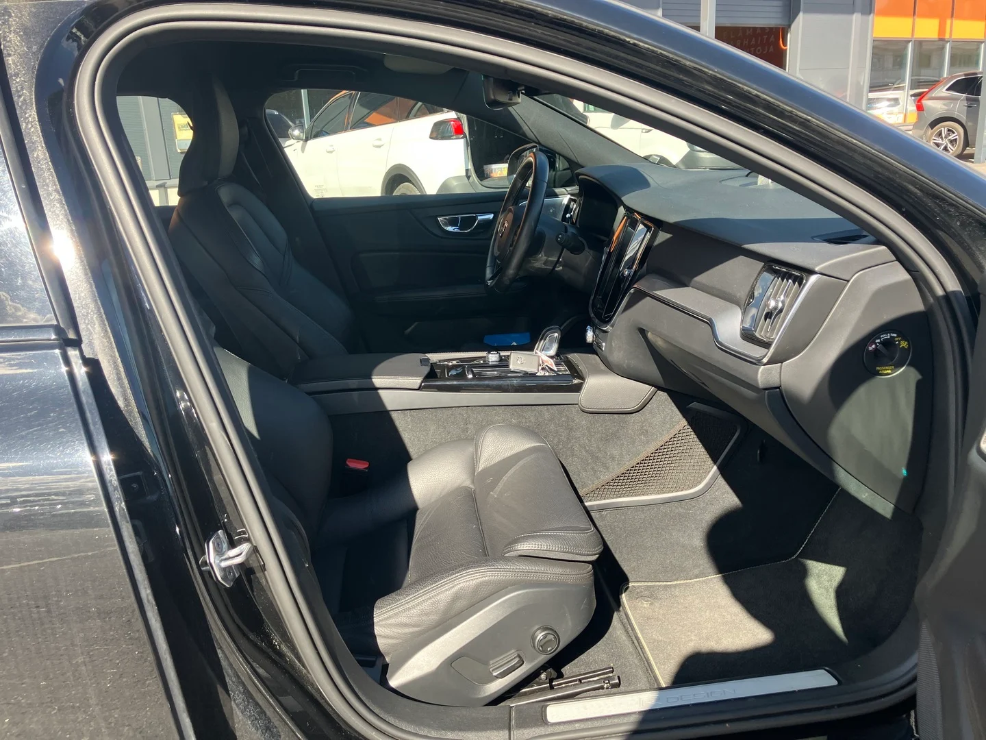 Car Image - 6lOWQ3GHH41pT7epuva7qV