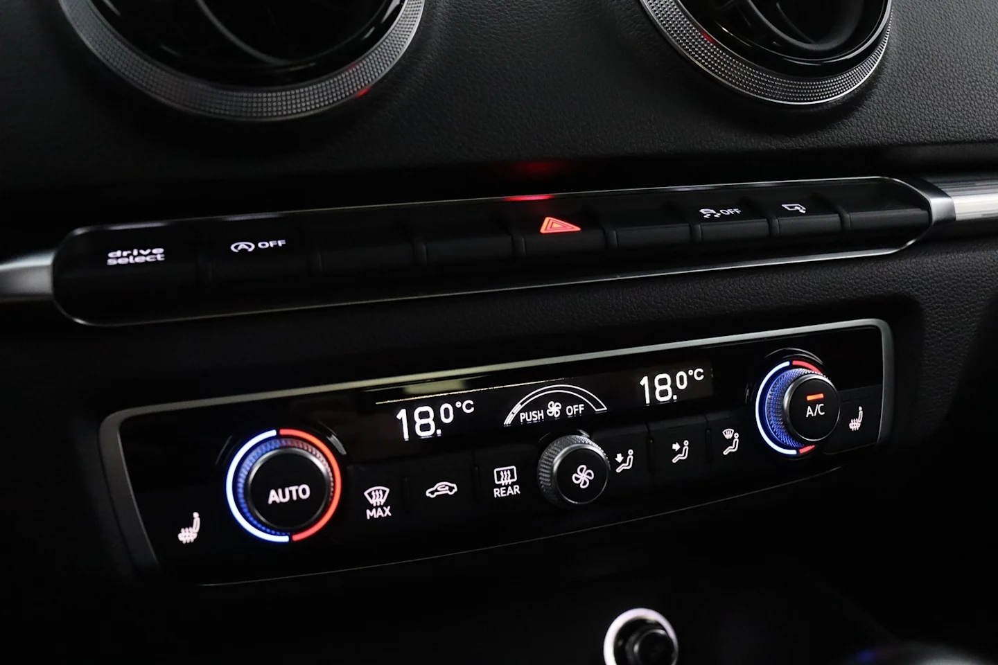 Car Image - 6DYZ2BXNHP3o7E9y25YJc9