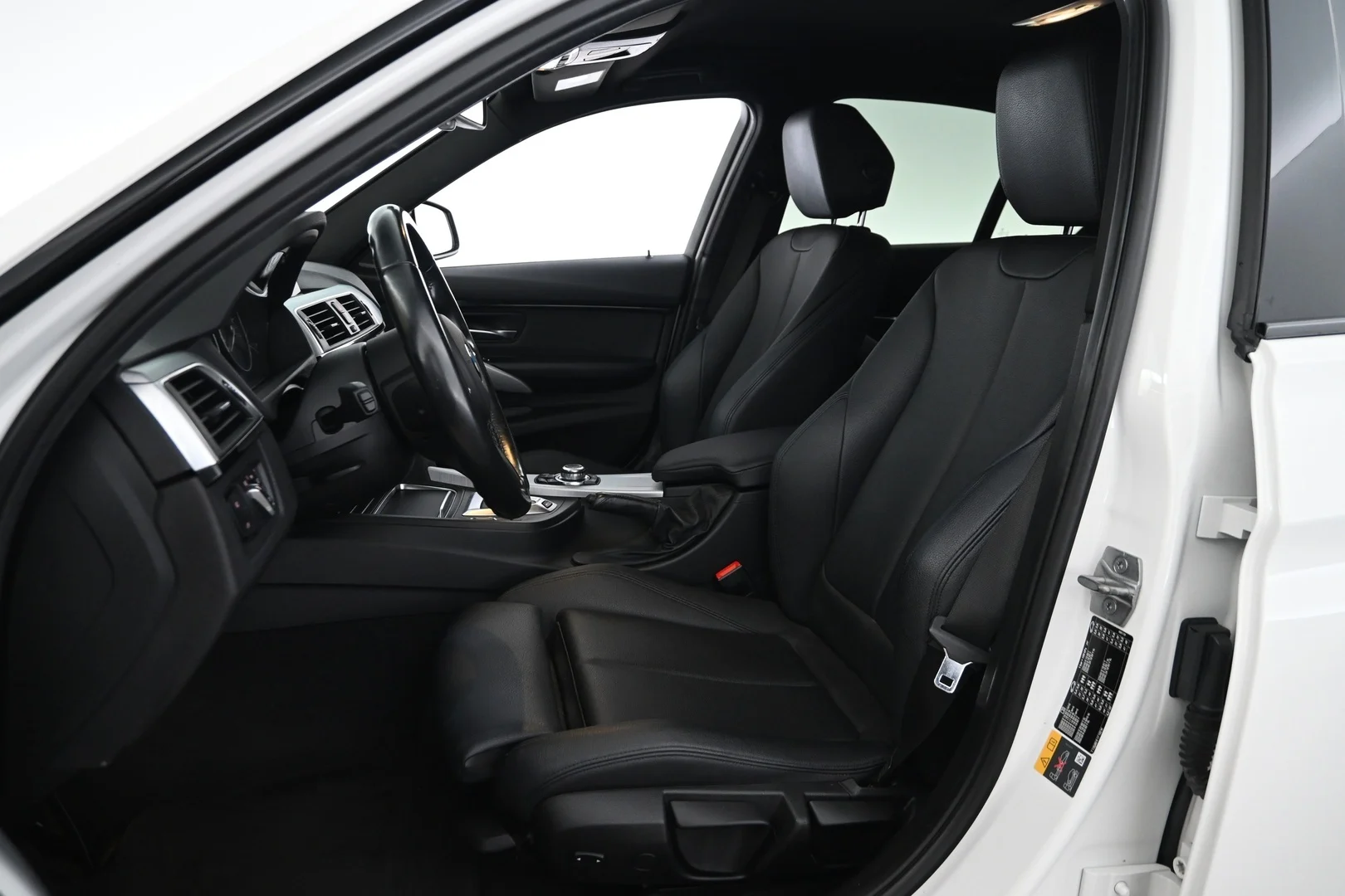 Car Image - 6TBX52hEdj0bkdMfnbz2bZ