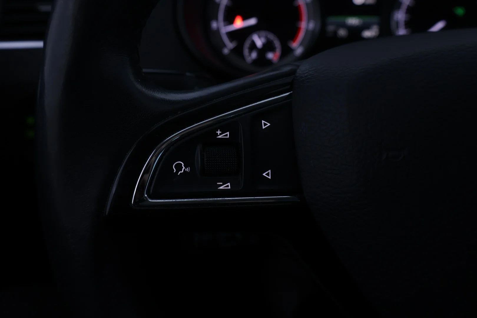 Car Image - 3tC5jKnGxh7WOO91jIADQv