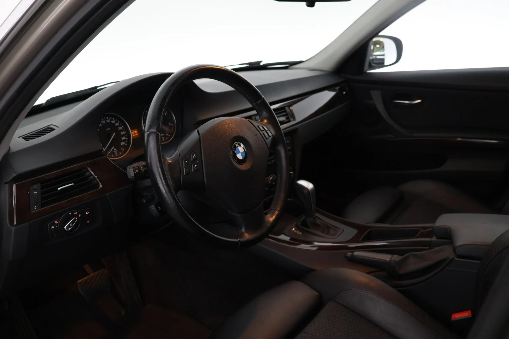 Car Image - 4gOTeDsjeSkIsscR7oWloQ