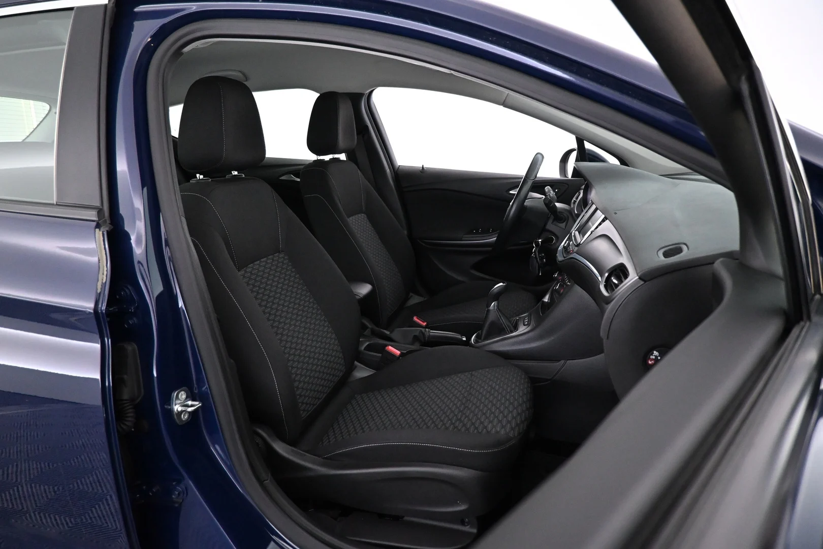 Car Image - 2ANSEmNfqXD3r3ZCAeLpcf