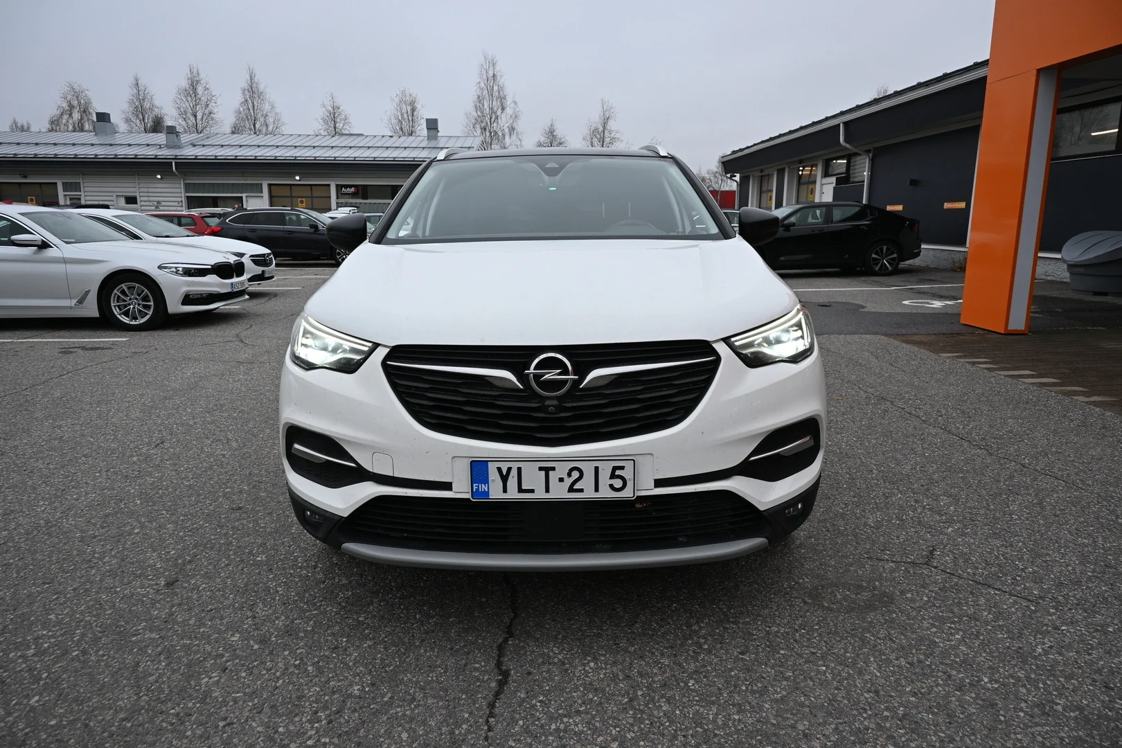 Car Image - 3U48iJEONovRxXjcckdVCu