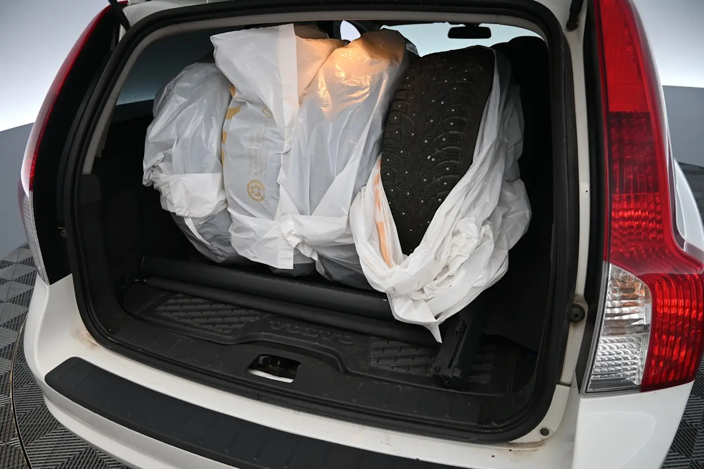 Car Image - 25hGIFWANgdIFEpLD5v970