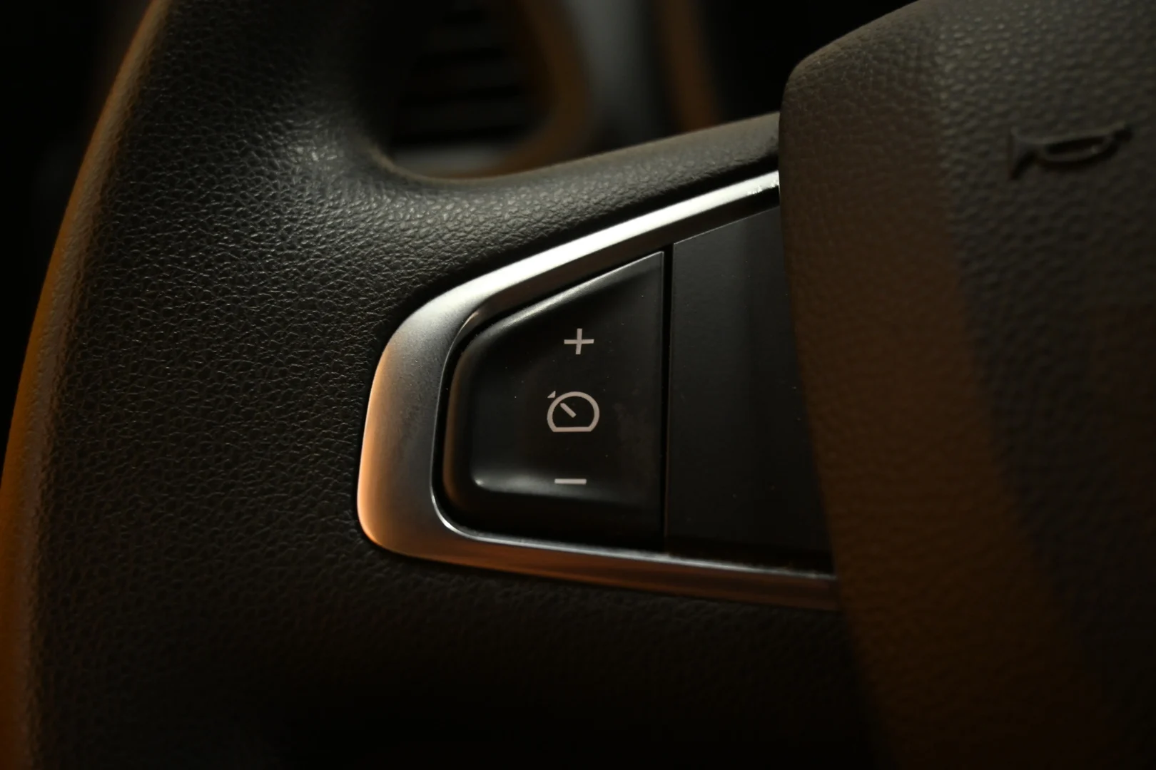 Car Image - 611UnYysxZAL6faQgQ3ple