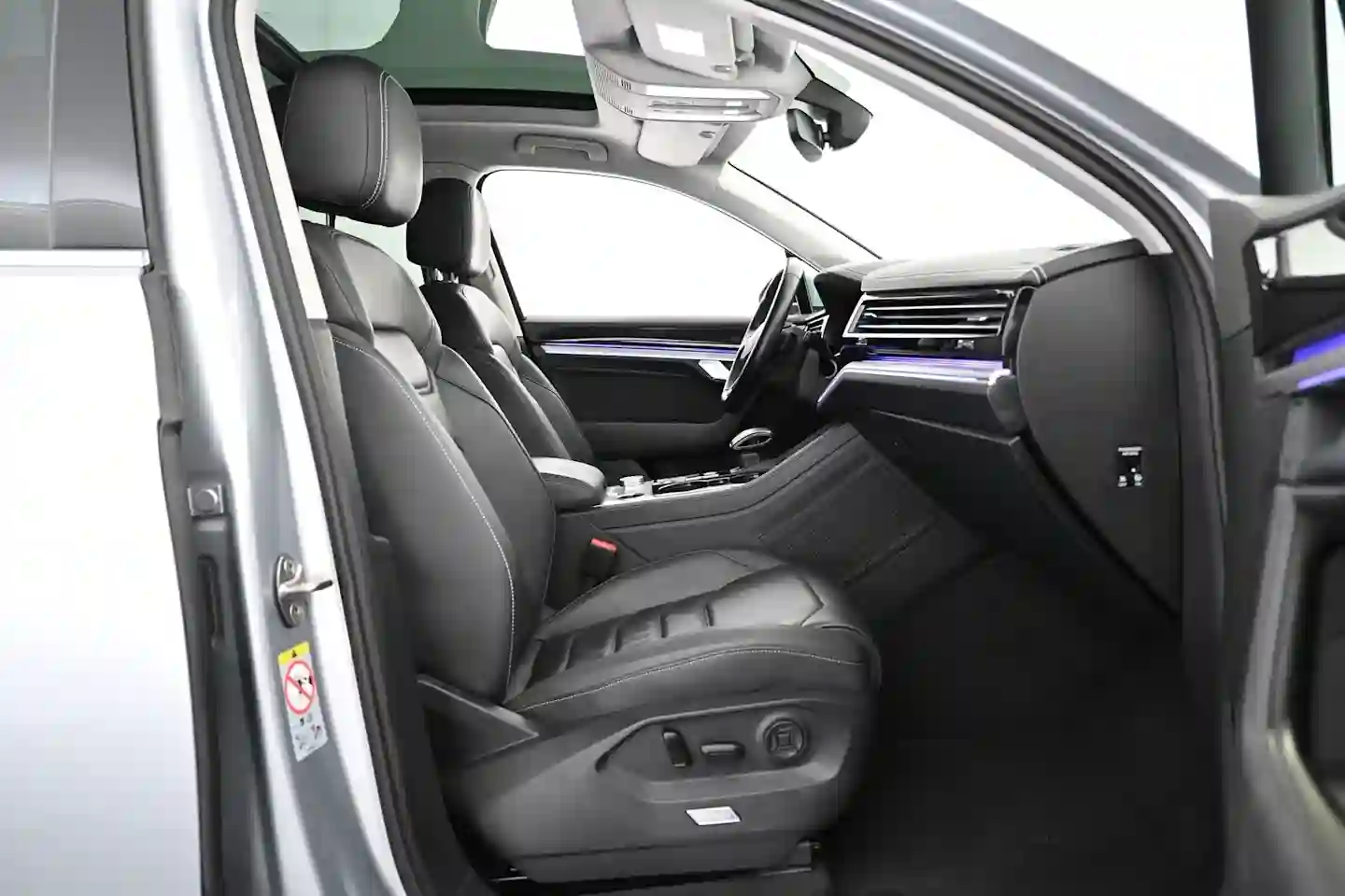 Car Image - PG3jZk6VRWkdzr5Cvq8AX