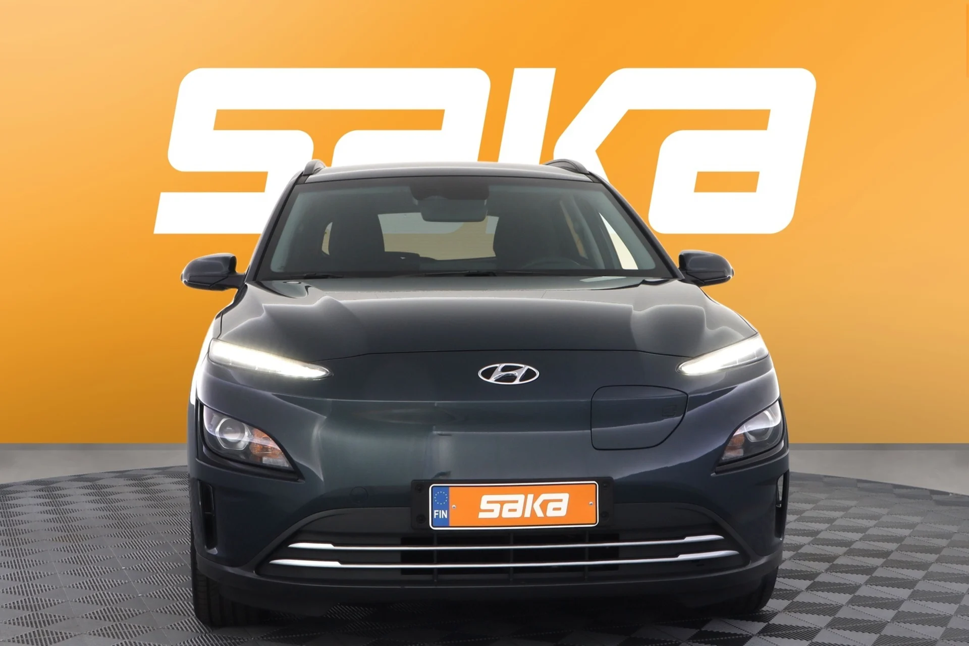 Car Image - 5XDzz3aKqz12slTqWoakPS