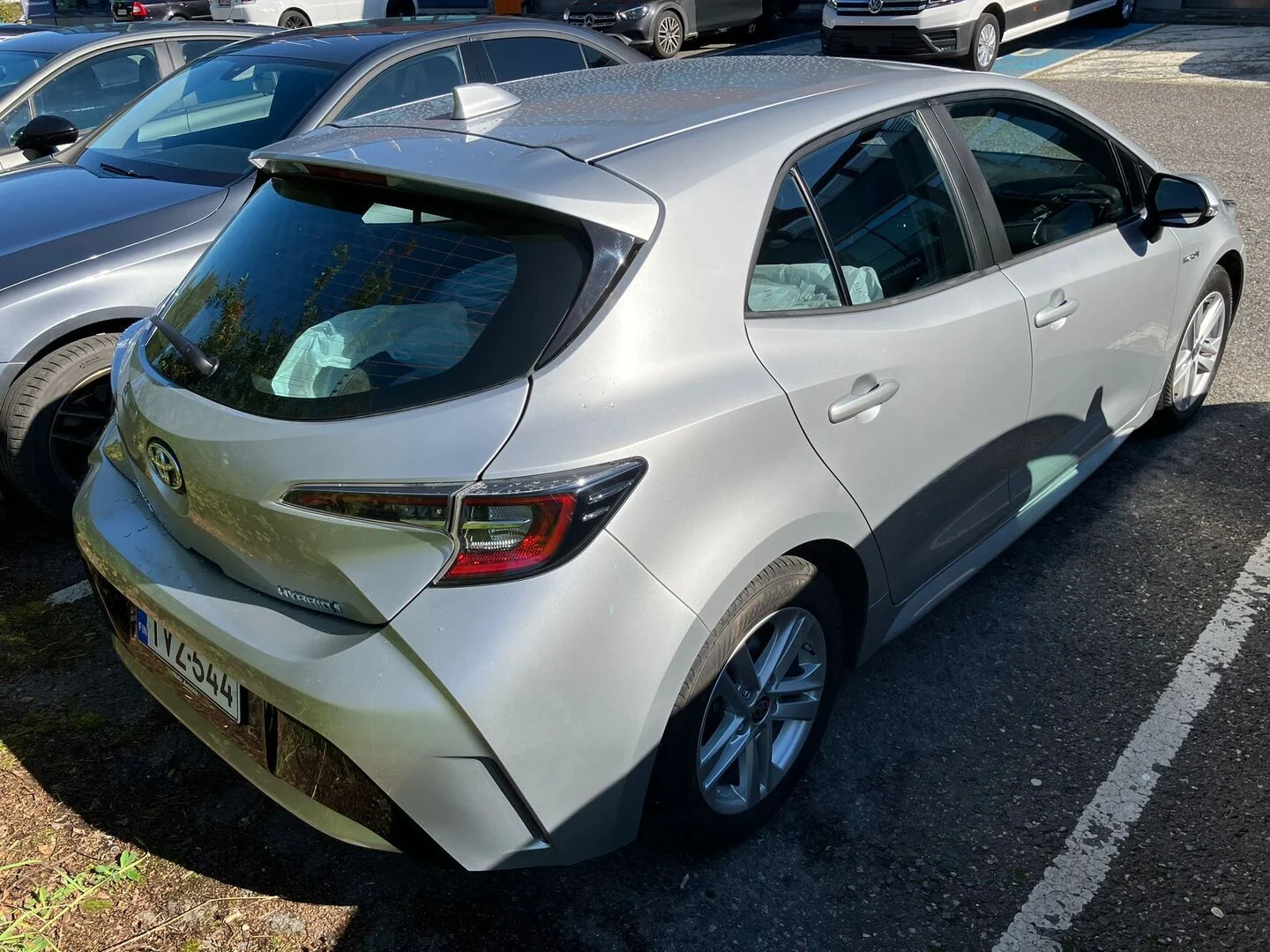 Car Image - f3045PtGpxiv8nWcXluig